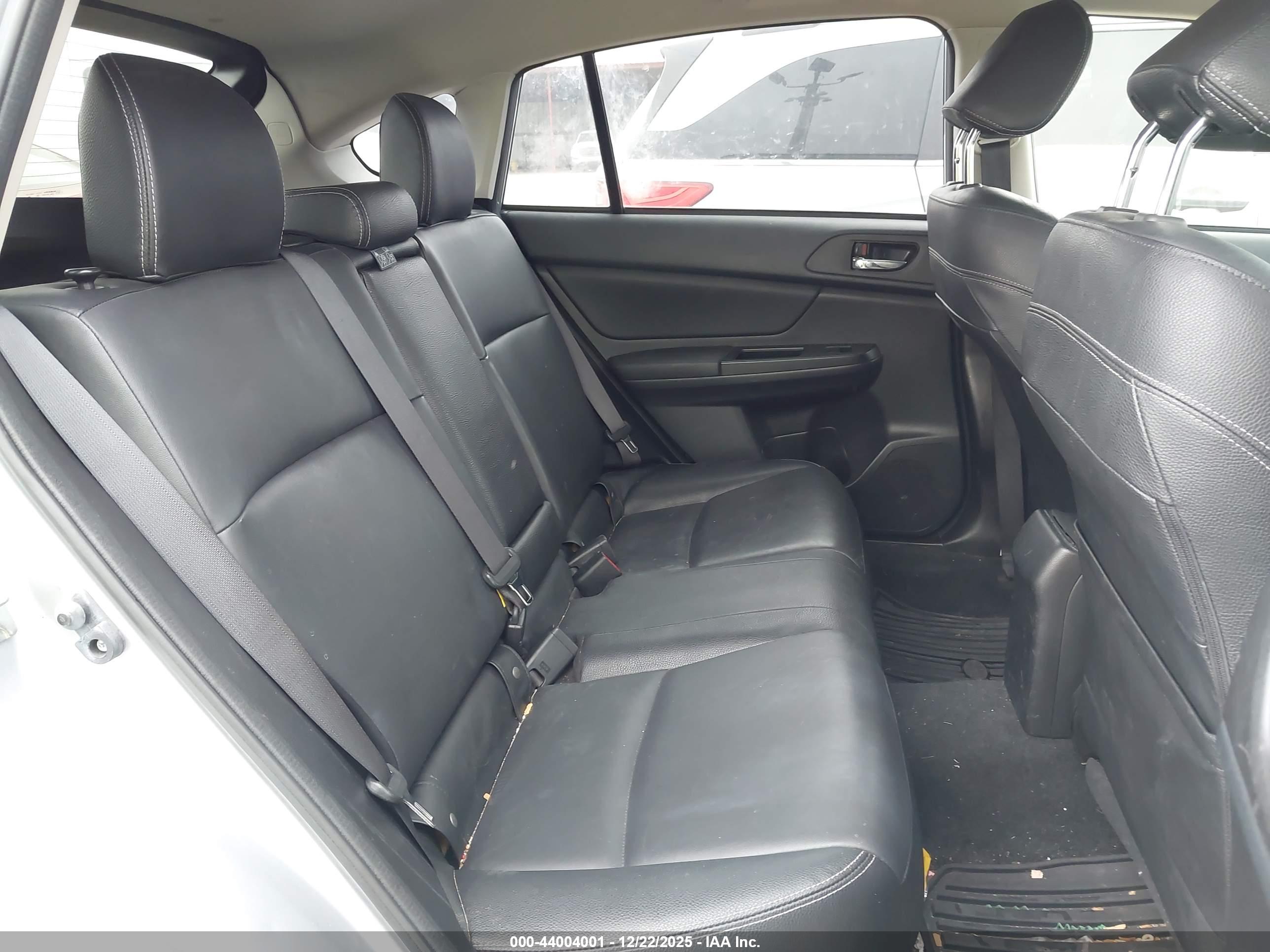 SUBARU XV image 8