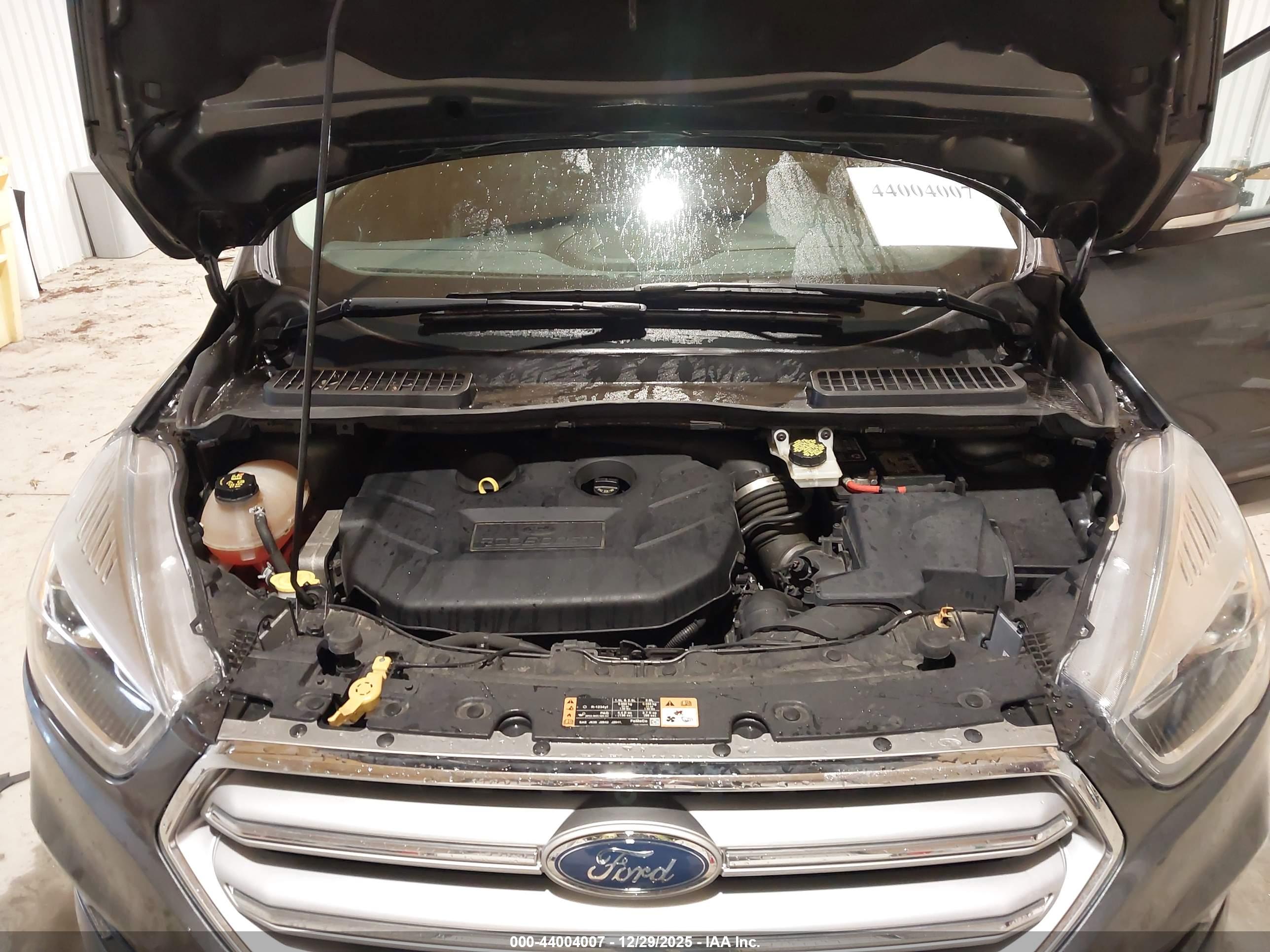 FORD ESCAPE image 10