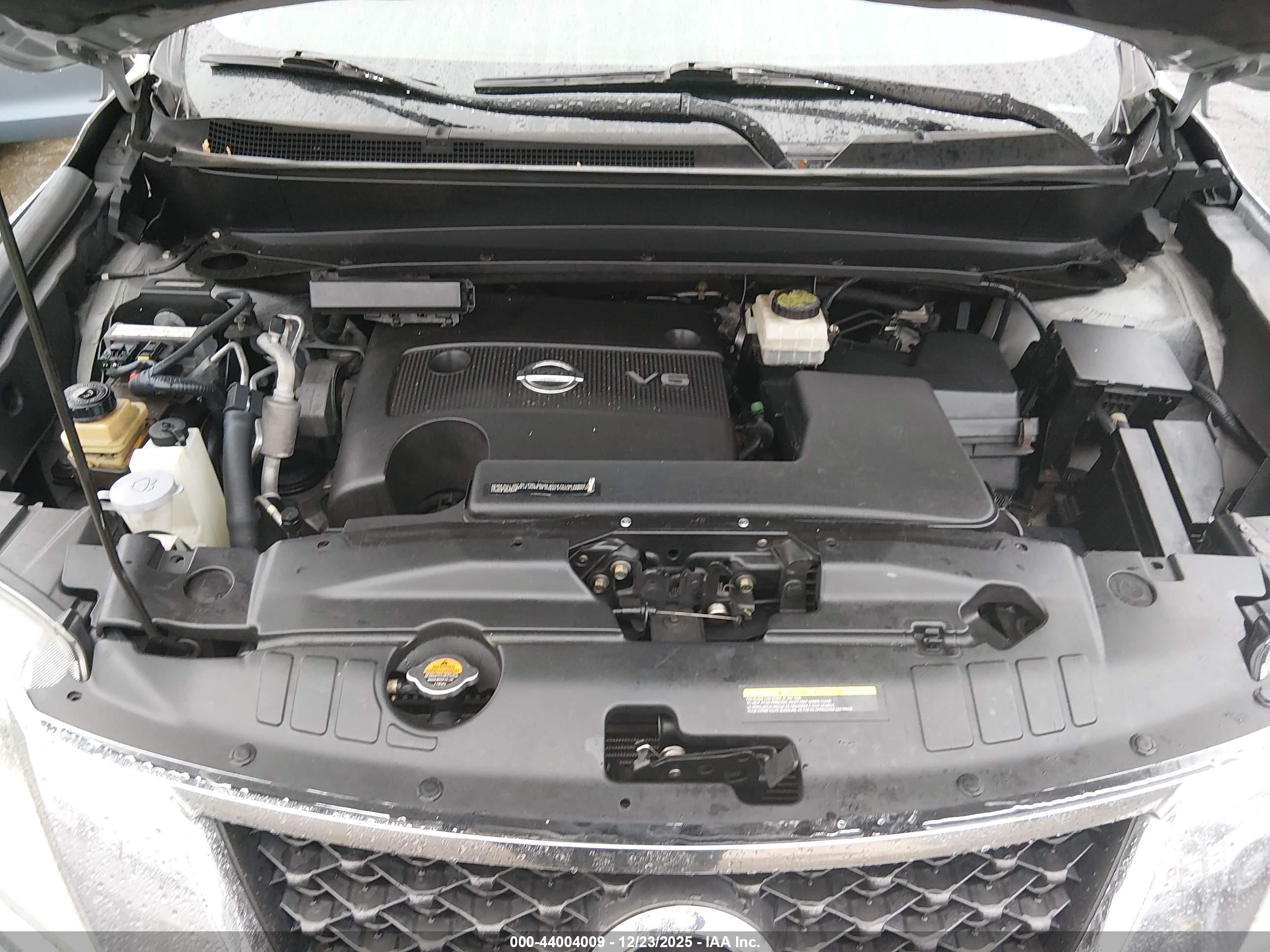 NISSAN PATHFINDER image 10