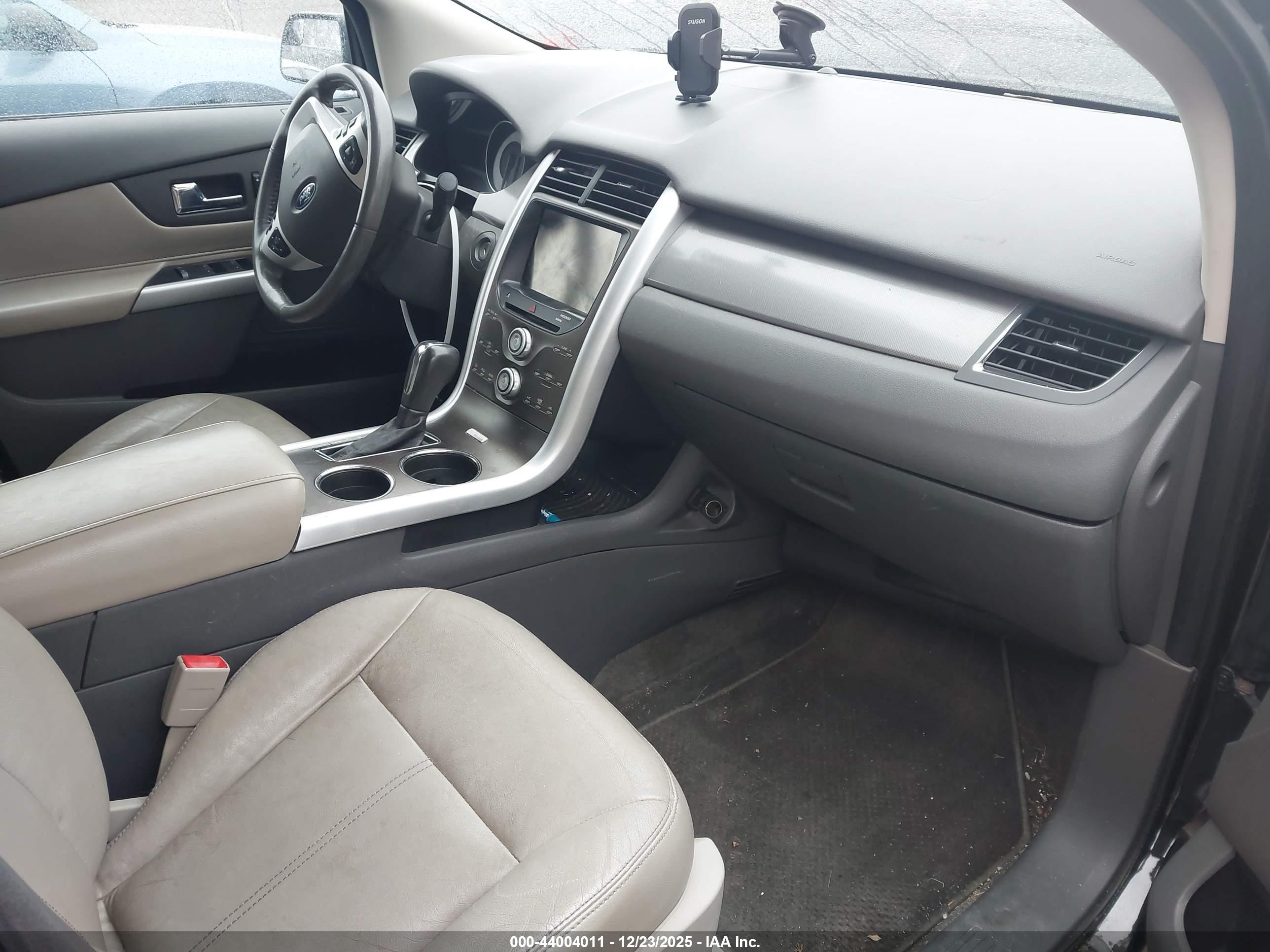 FORD EDGE image 5