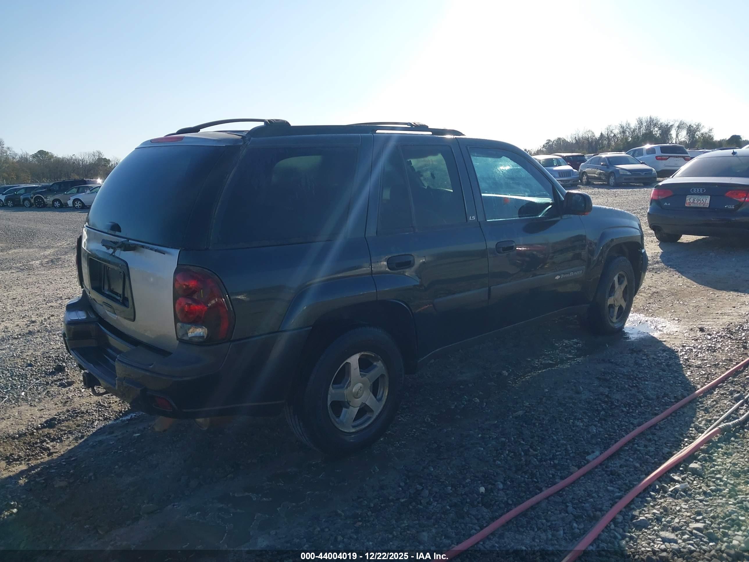 CHEVROLET TRAILBLAZER image 4