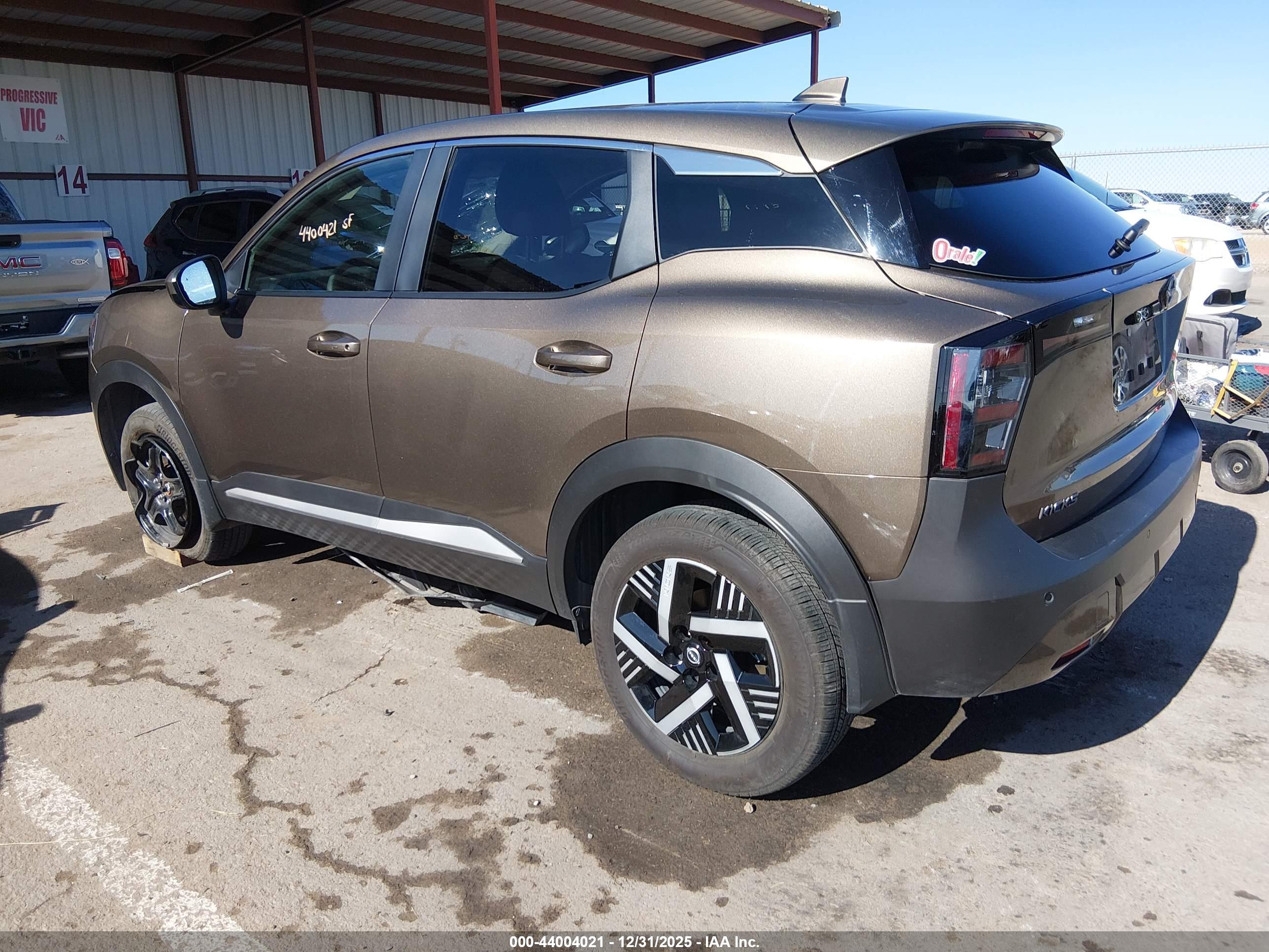 NISSAN KICKS image 3