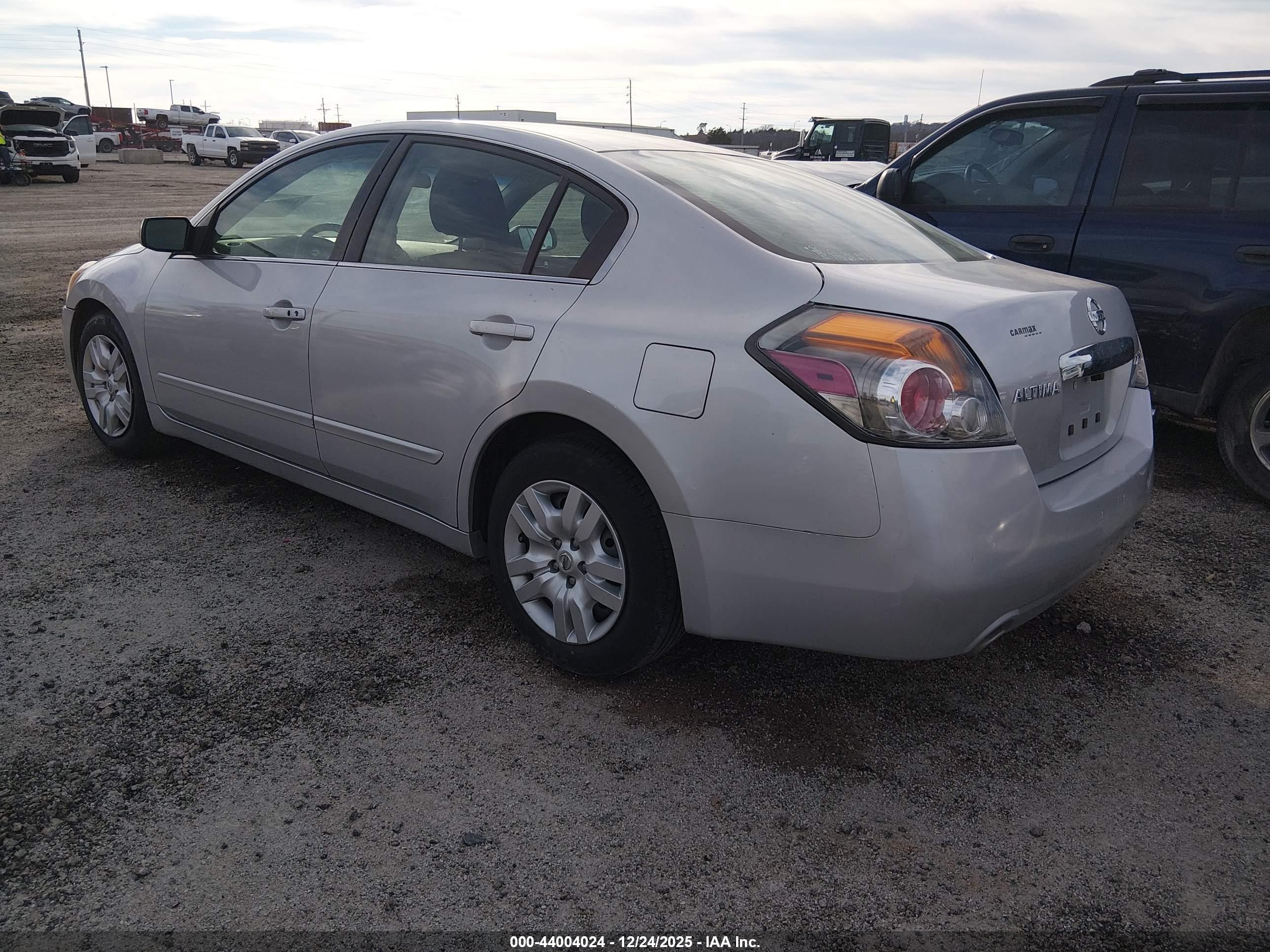 NISSAN ALTIMA image 3
