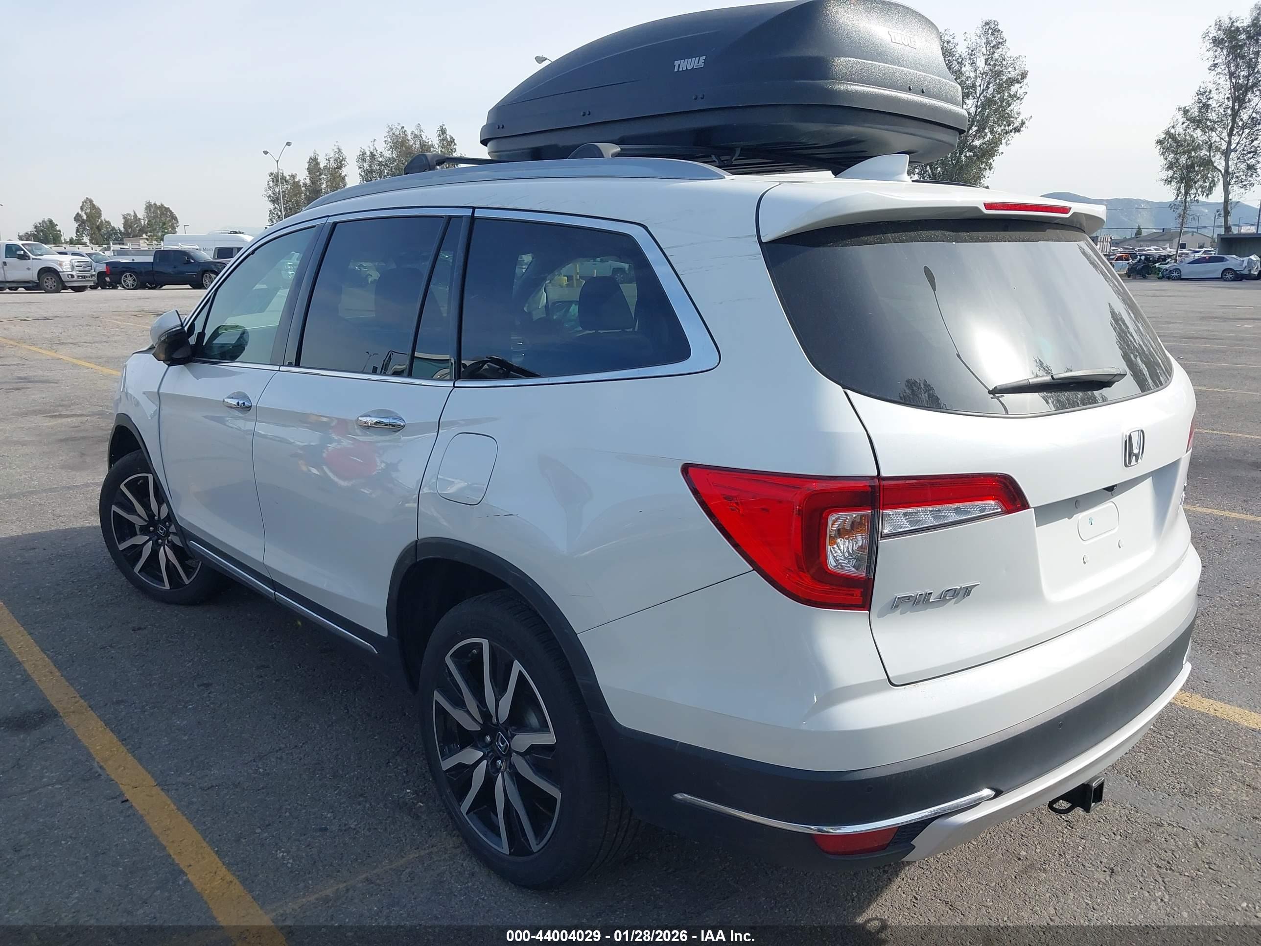 HONDA PILOT image 3