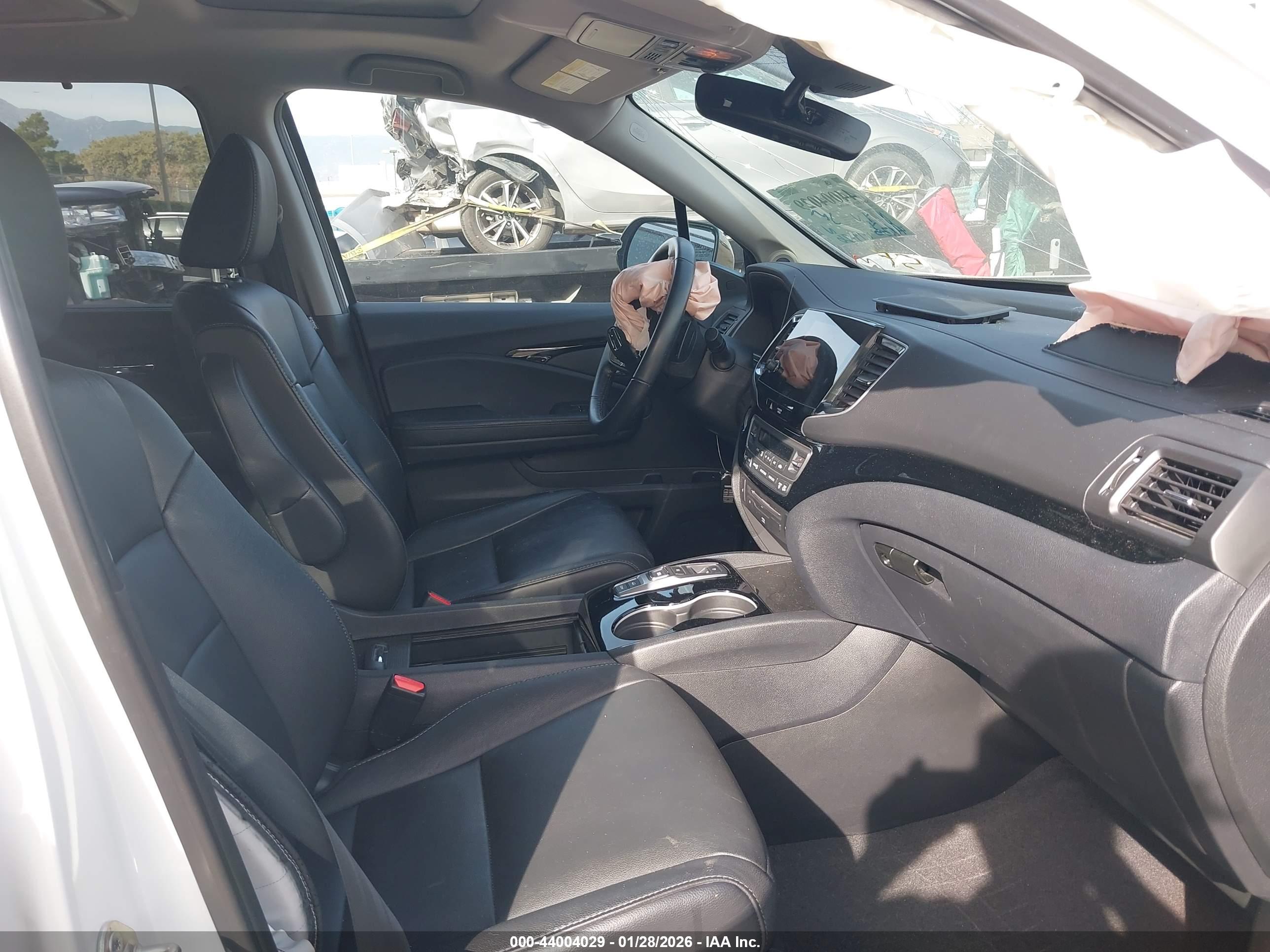 HONDA PILOT image 5
