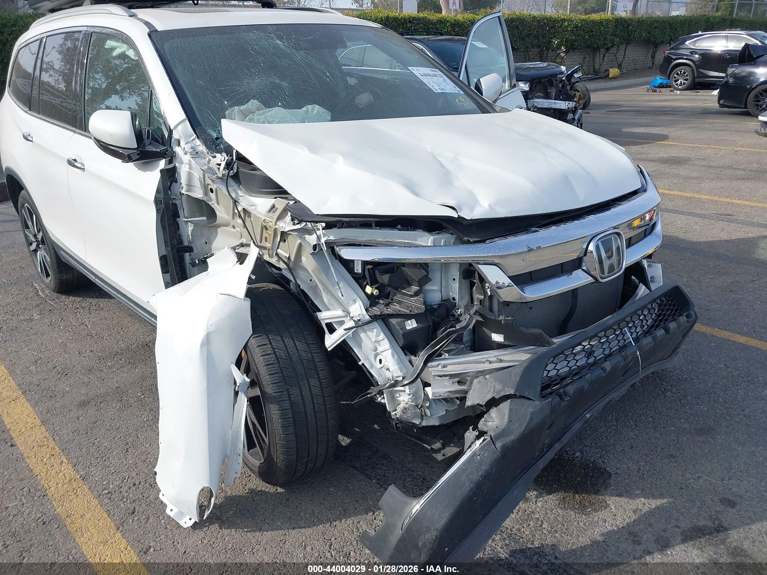 HONDA PILOT image 6