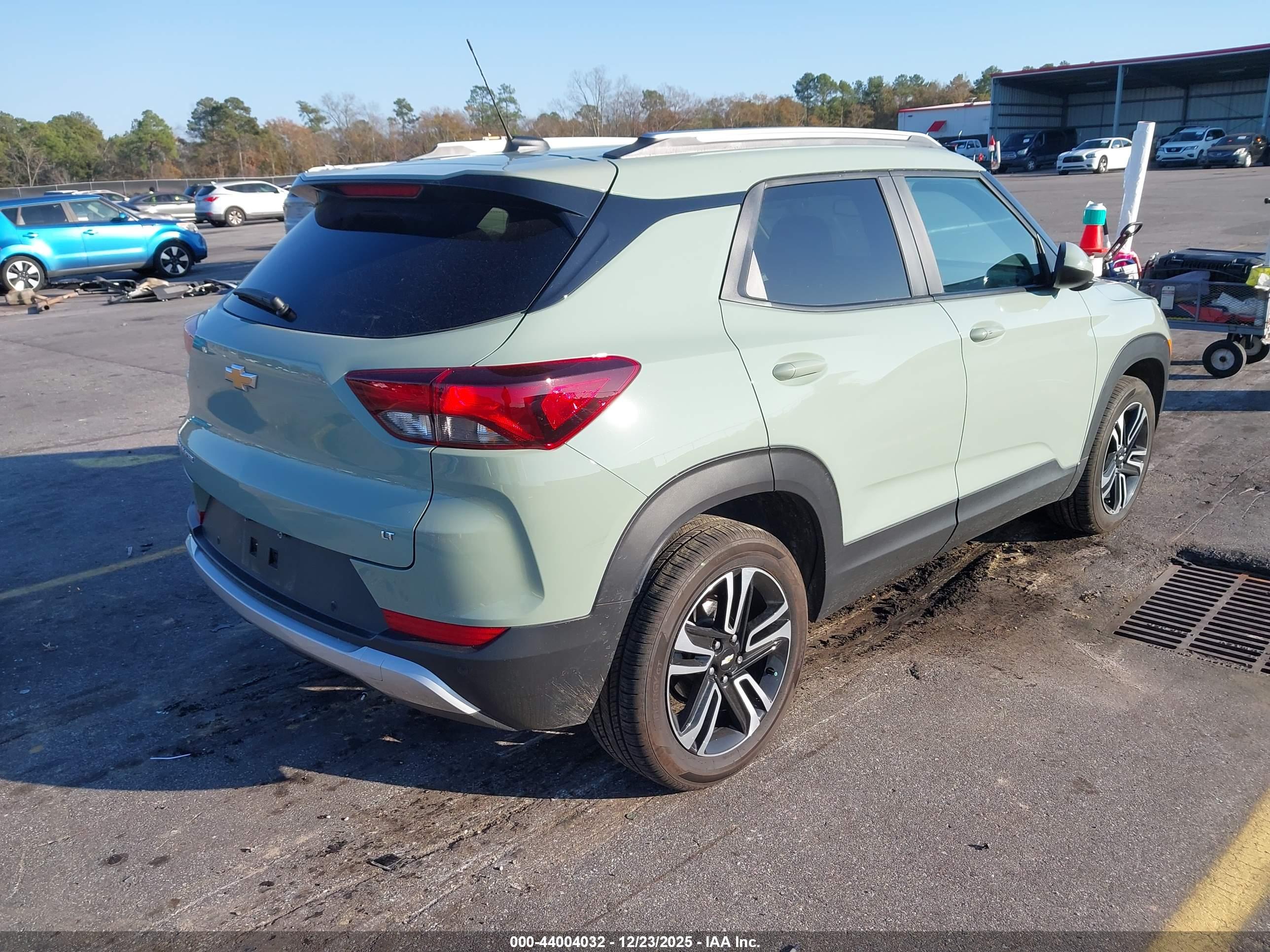 CHEVROLET TRAILBLAZER image 4