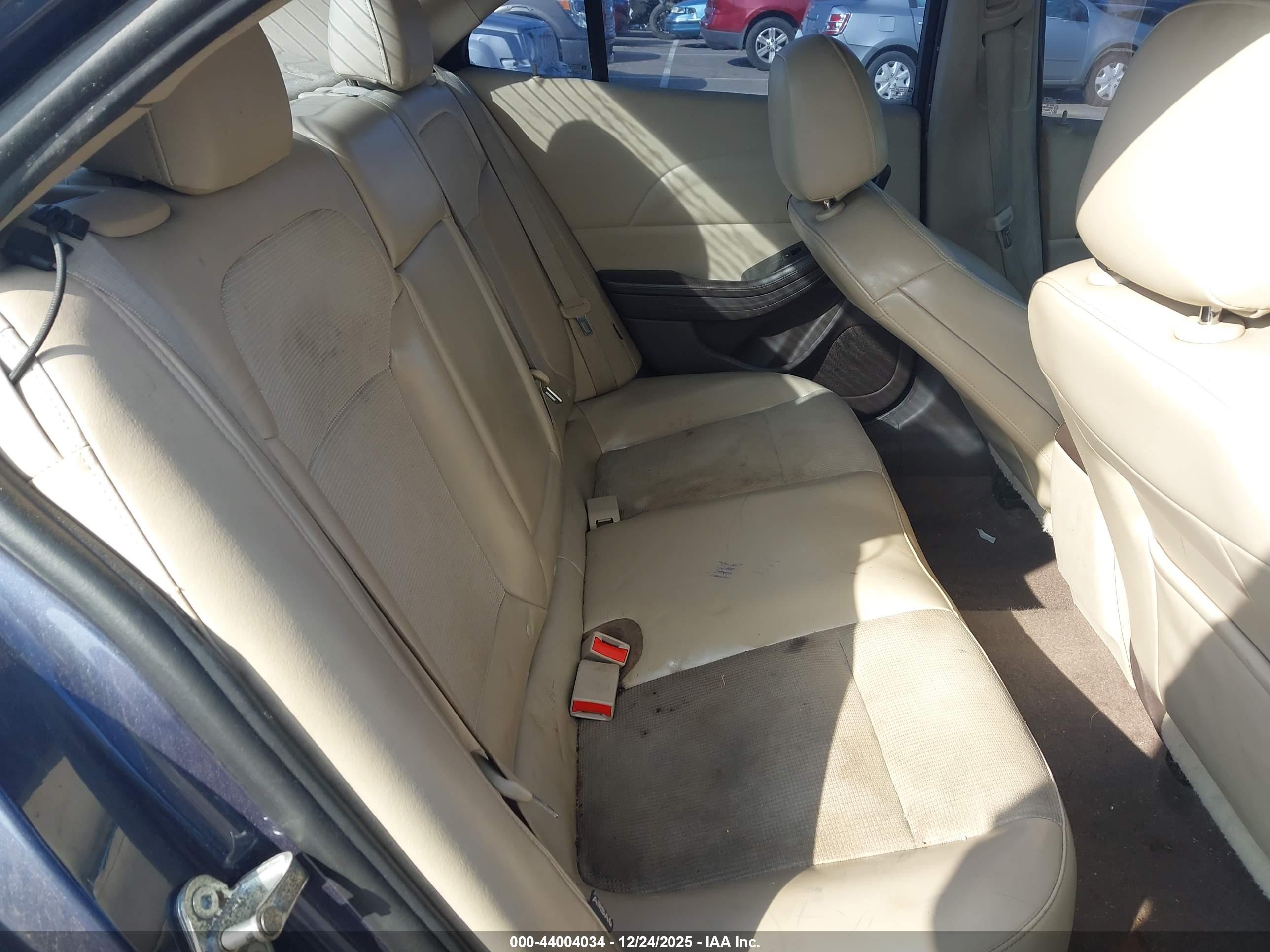 CHEVROLET MALIBU image 8