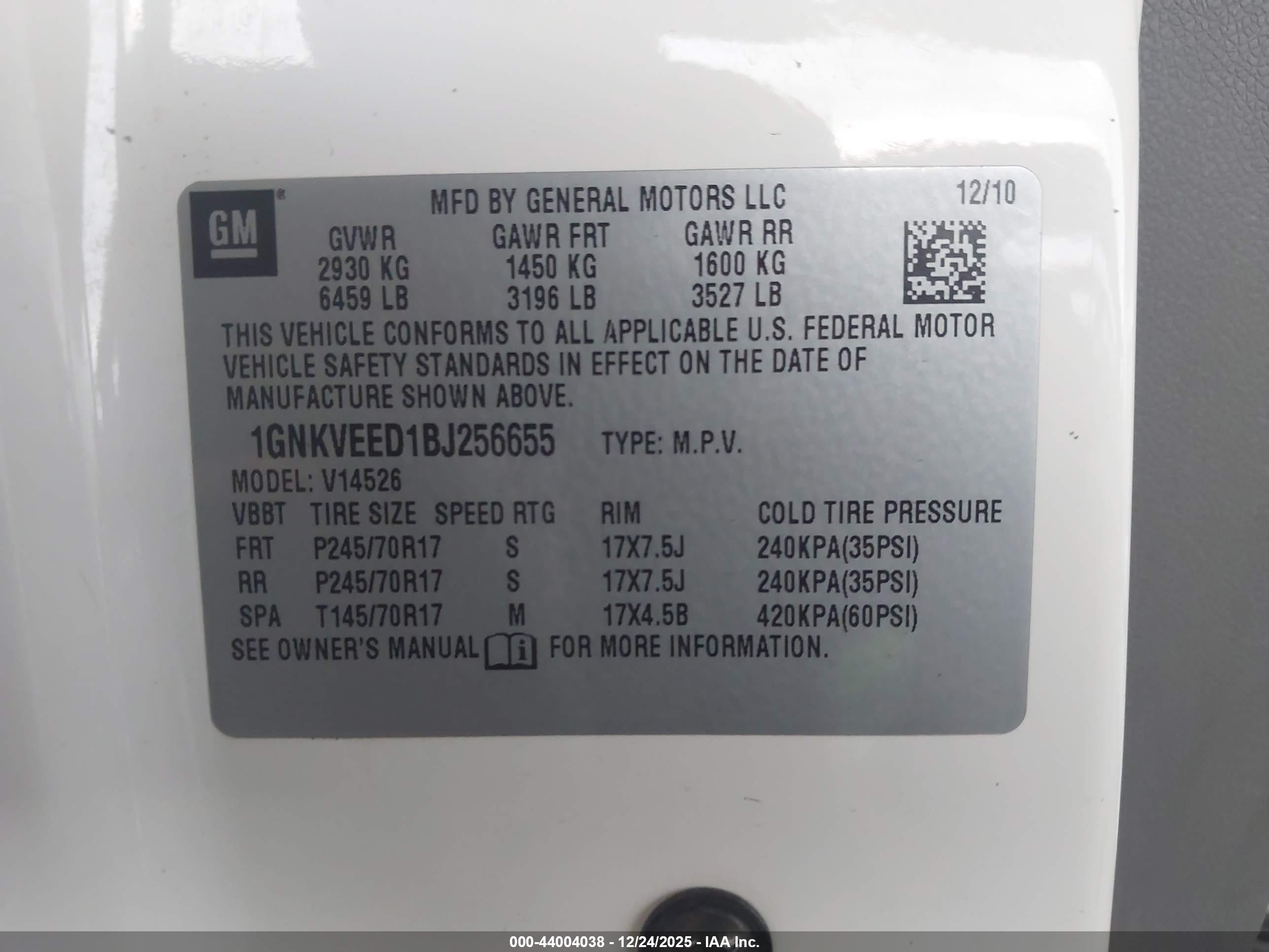 CHEVROLET TRAVERSE image 9