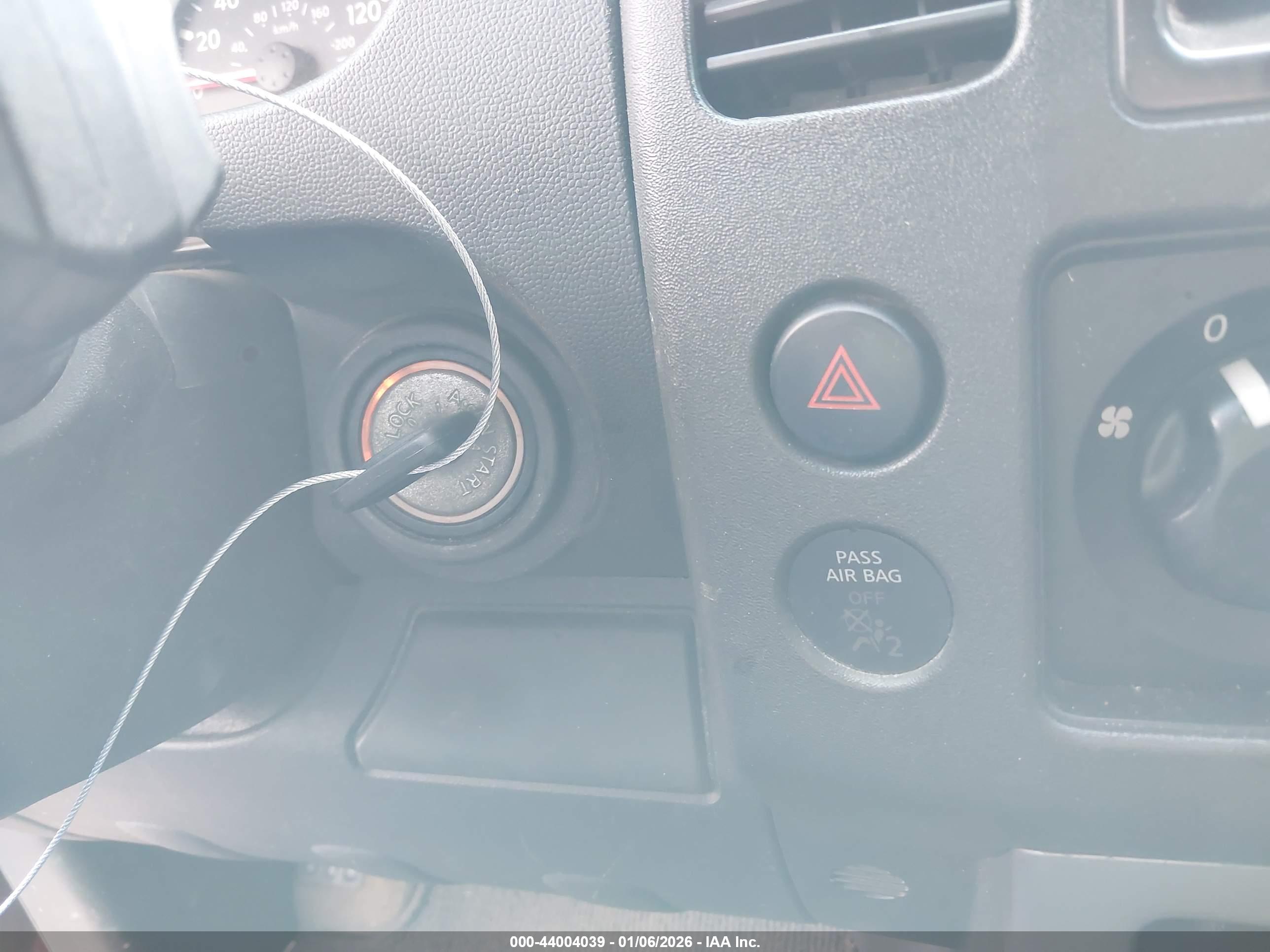NISSAN PATHFINDER image 11