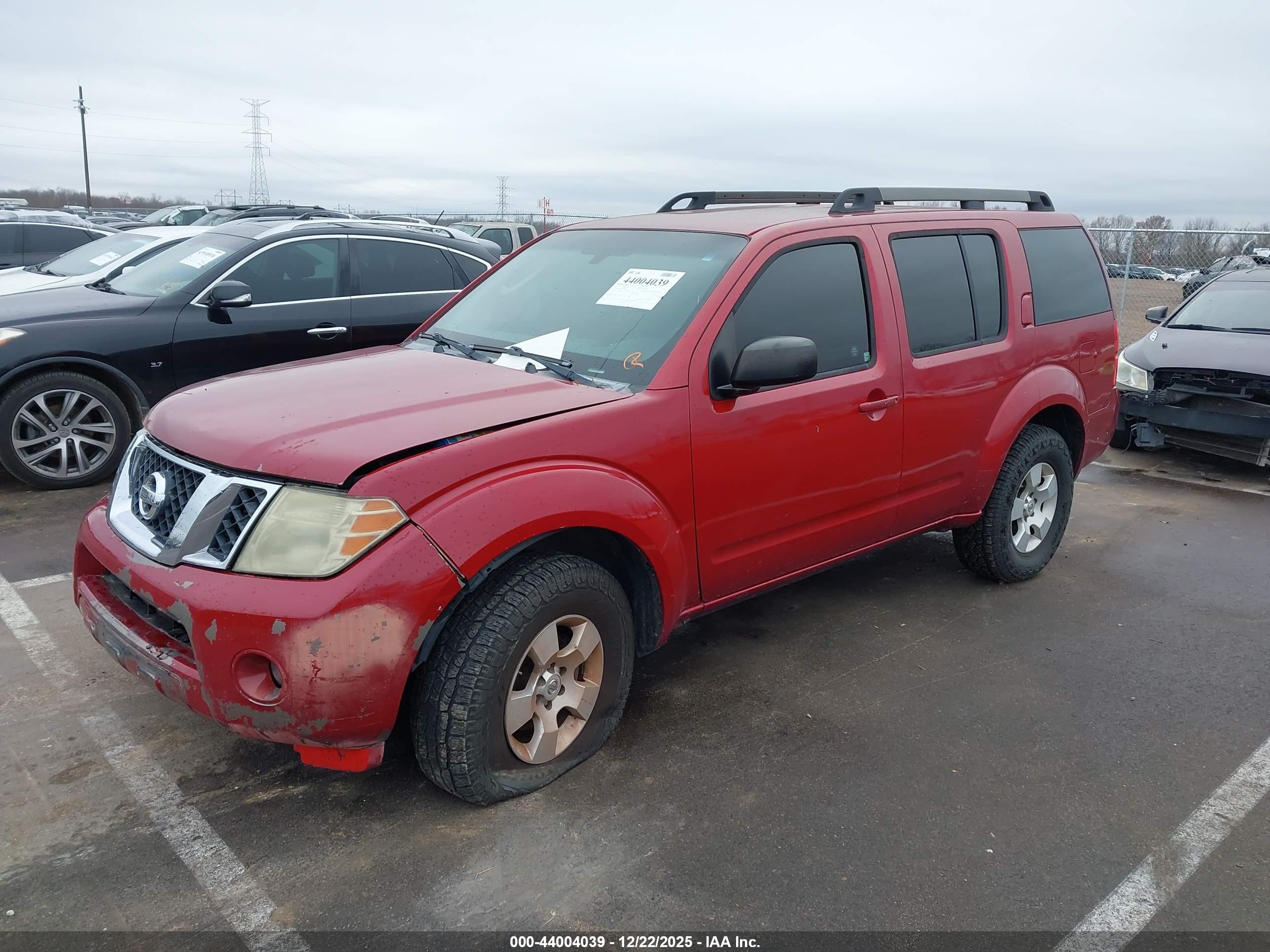 NISSAN PATHFINDER image 2