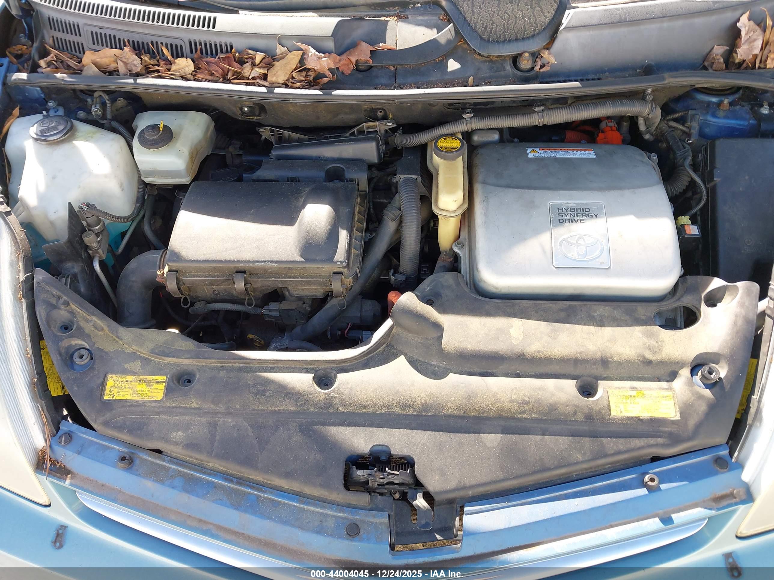 TOYOTA PRIUS image 10