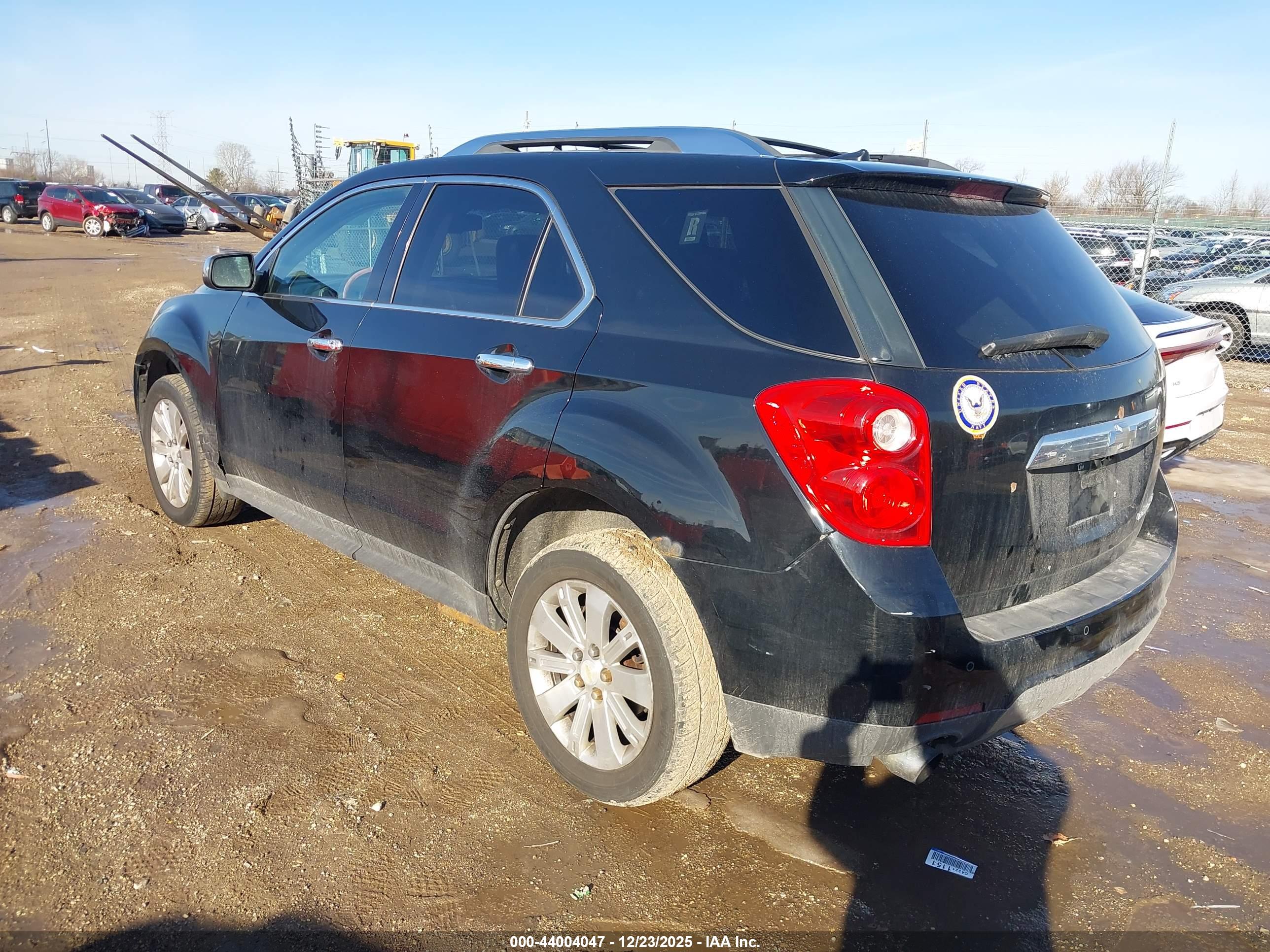 CHEVROLET EQUINOX image 3