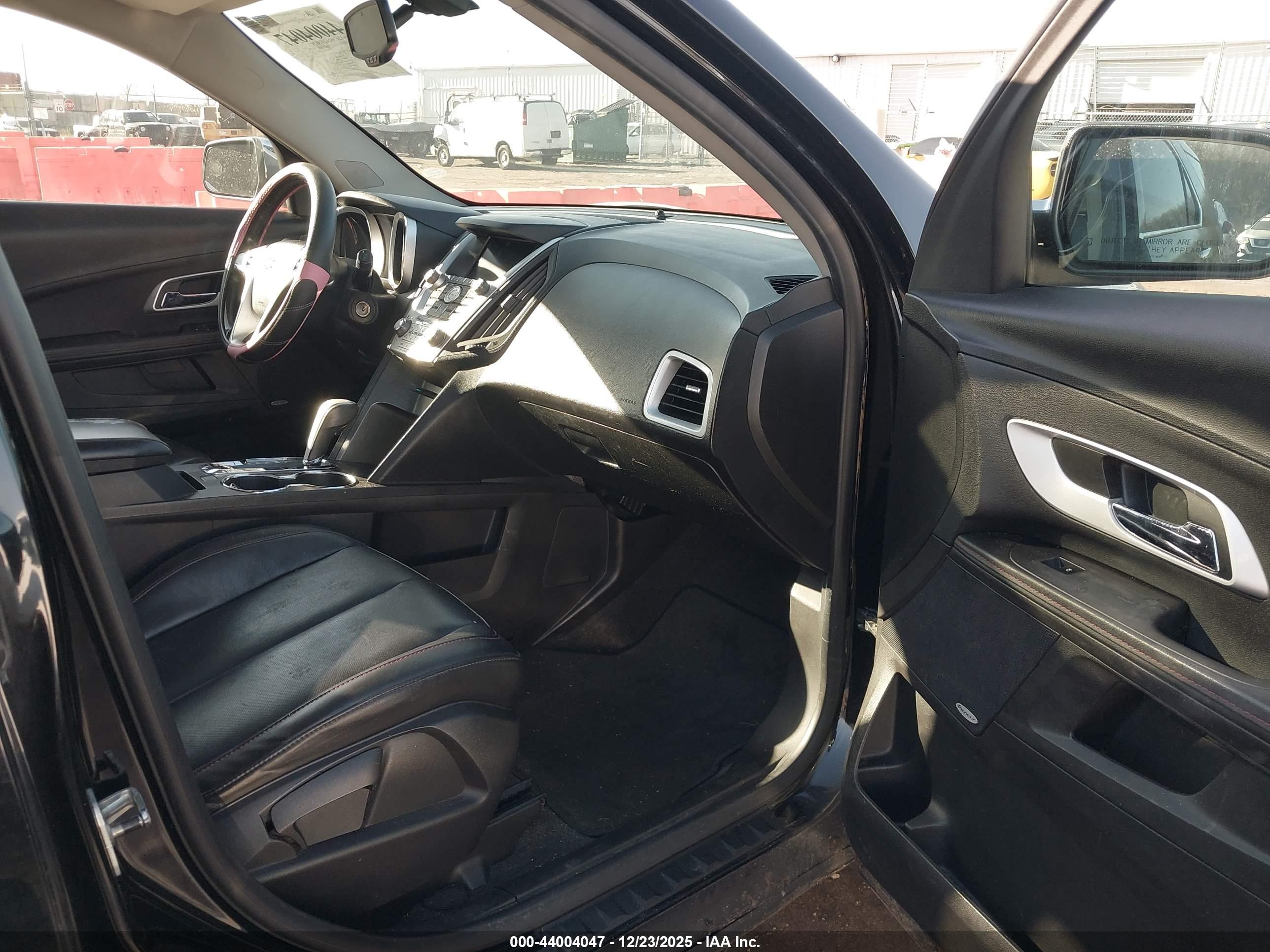 CHEVROLET EQUINOX image 5
