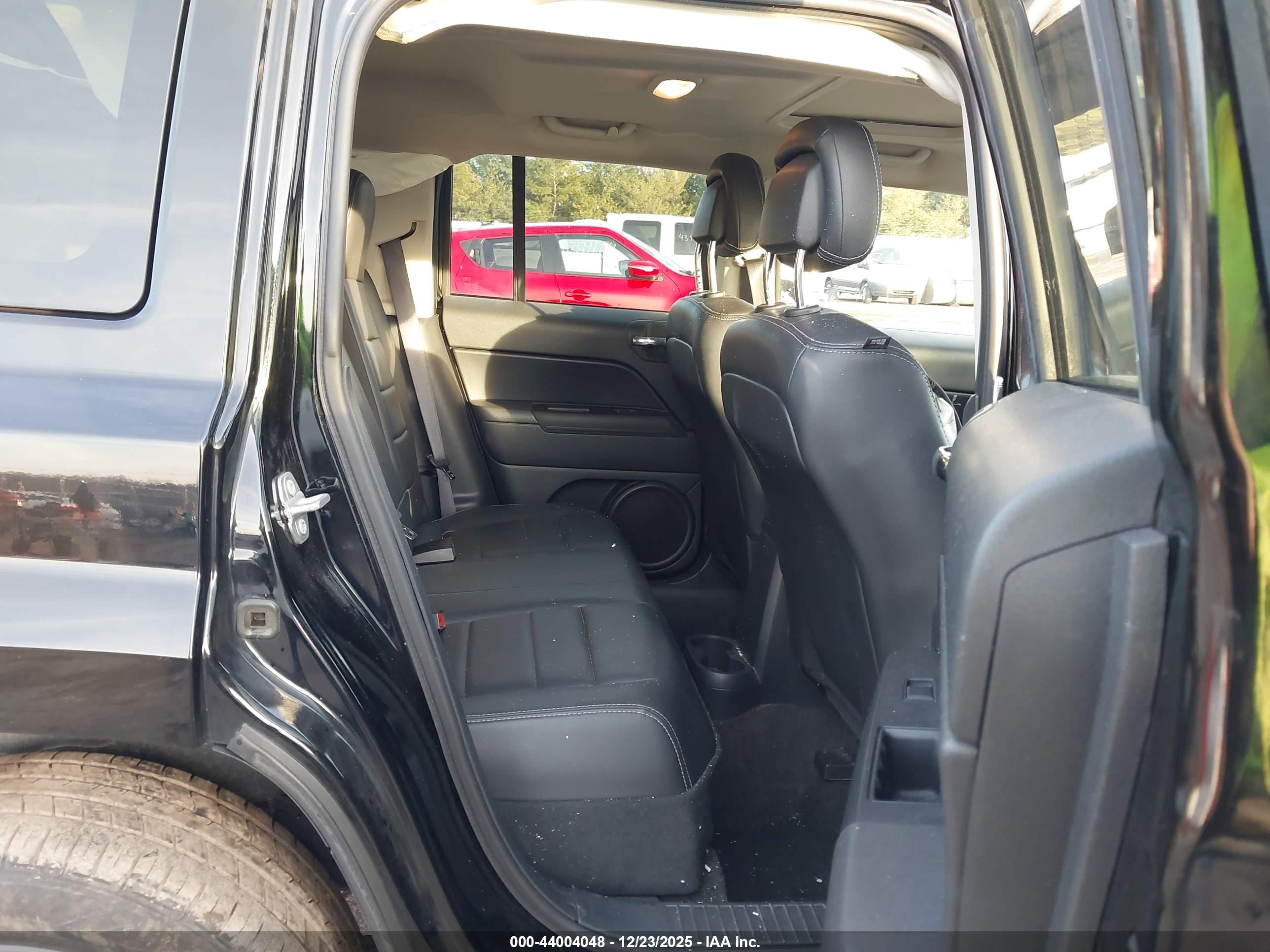 JEEP PATRIOT image 8