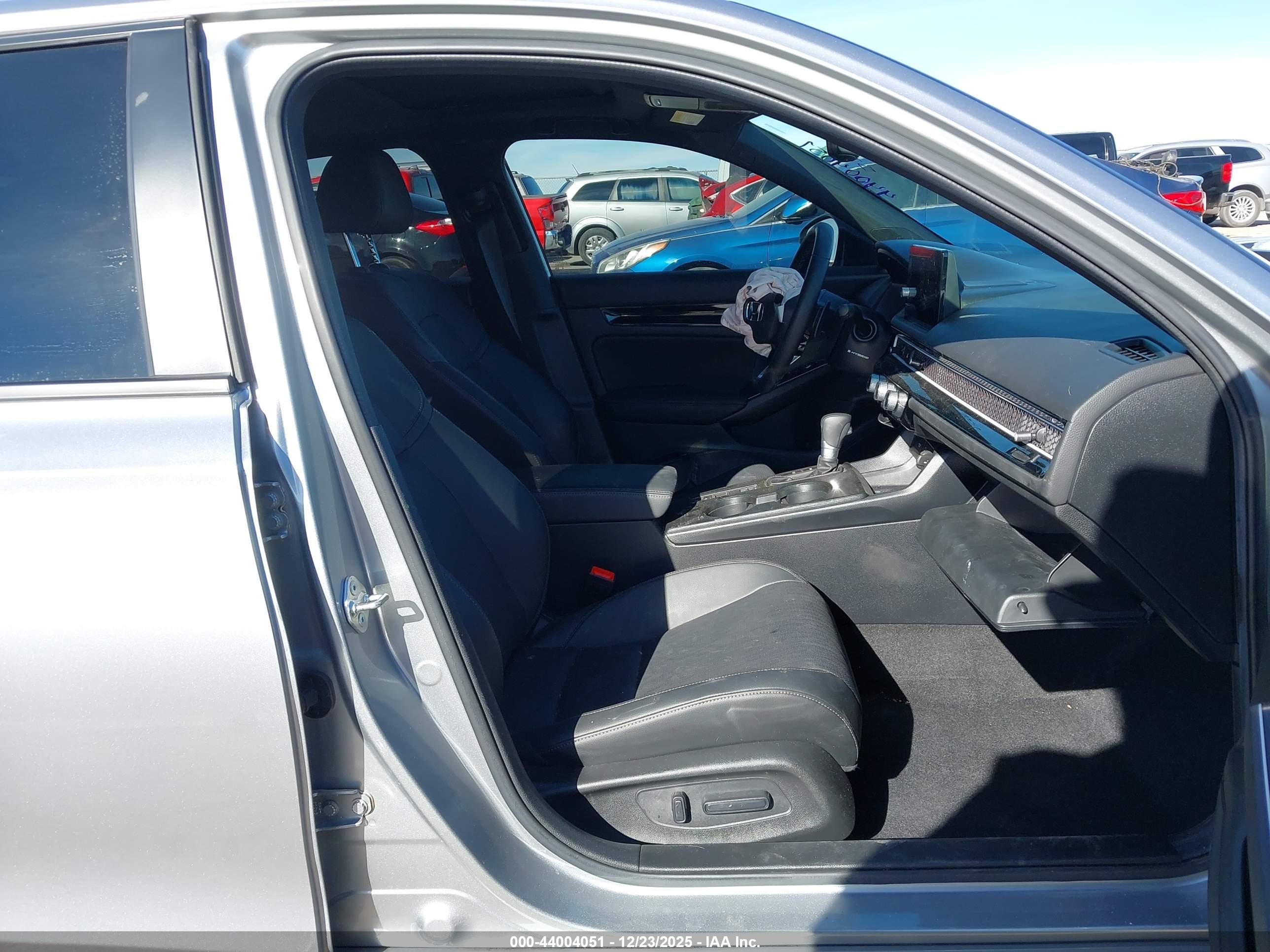 HONDA CIVIC image 5