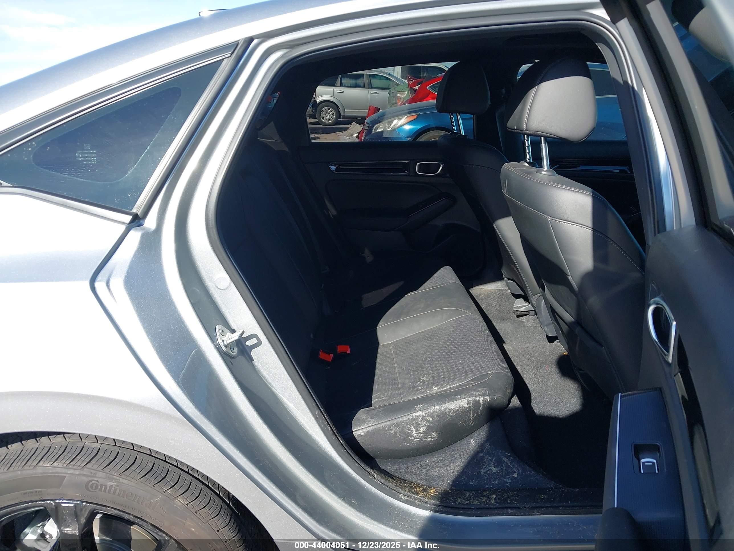 HONDA CIVIC image 8
