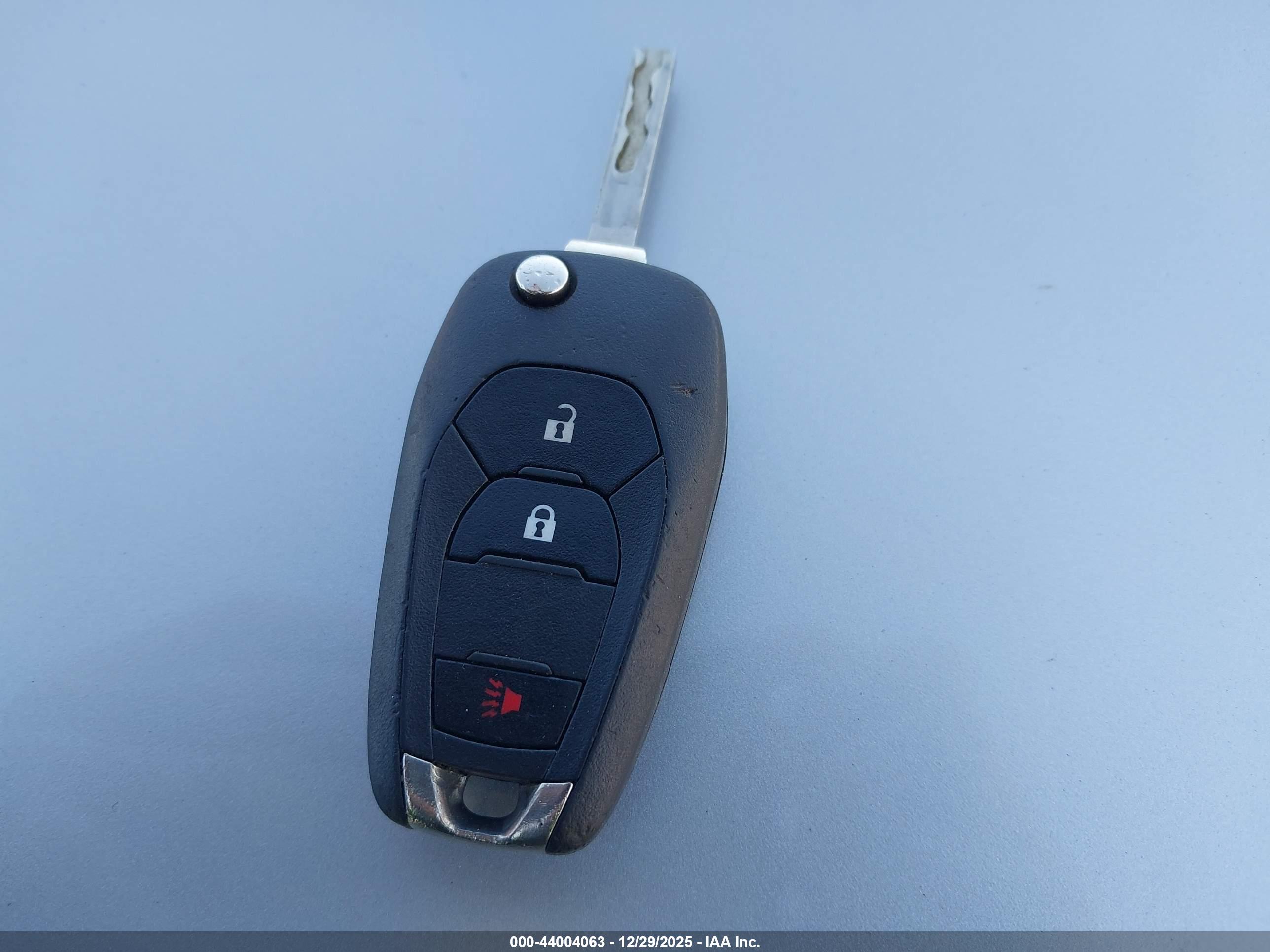 CHEVROLET TRAX image 11