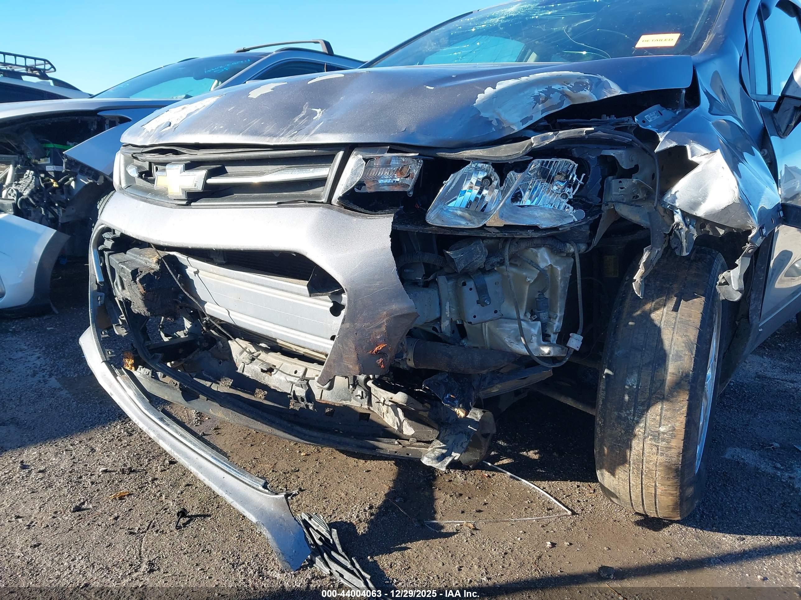 CHEVROLET TRAX image 6