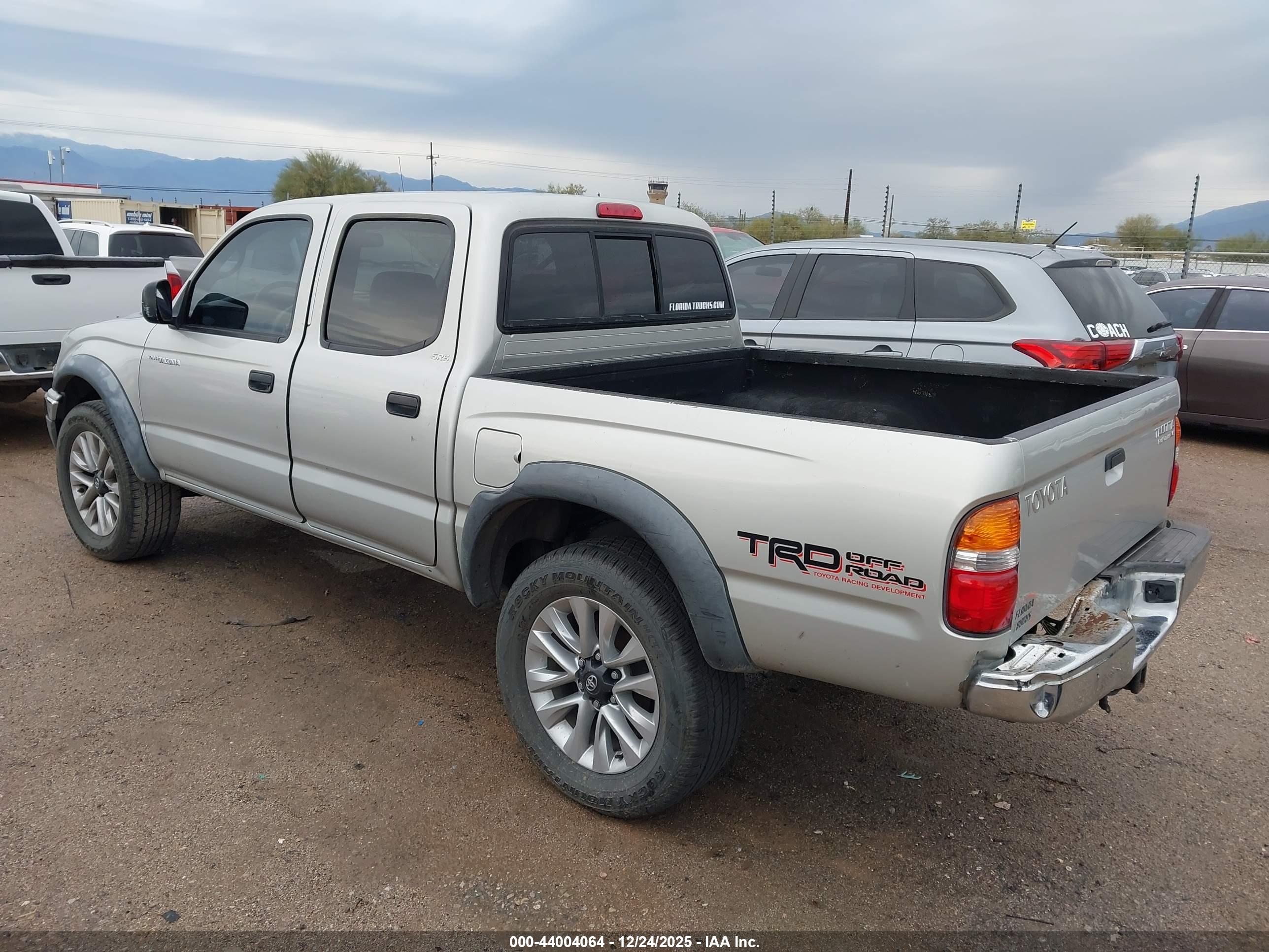 TOYOTA TACOMA image 3