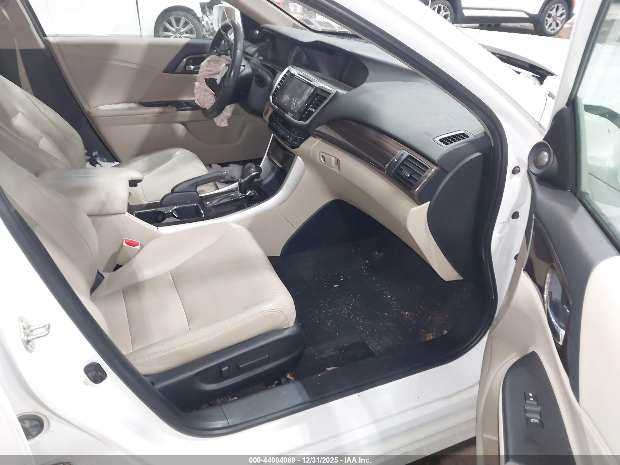 HONDA ACCORD image 5