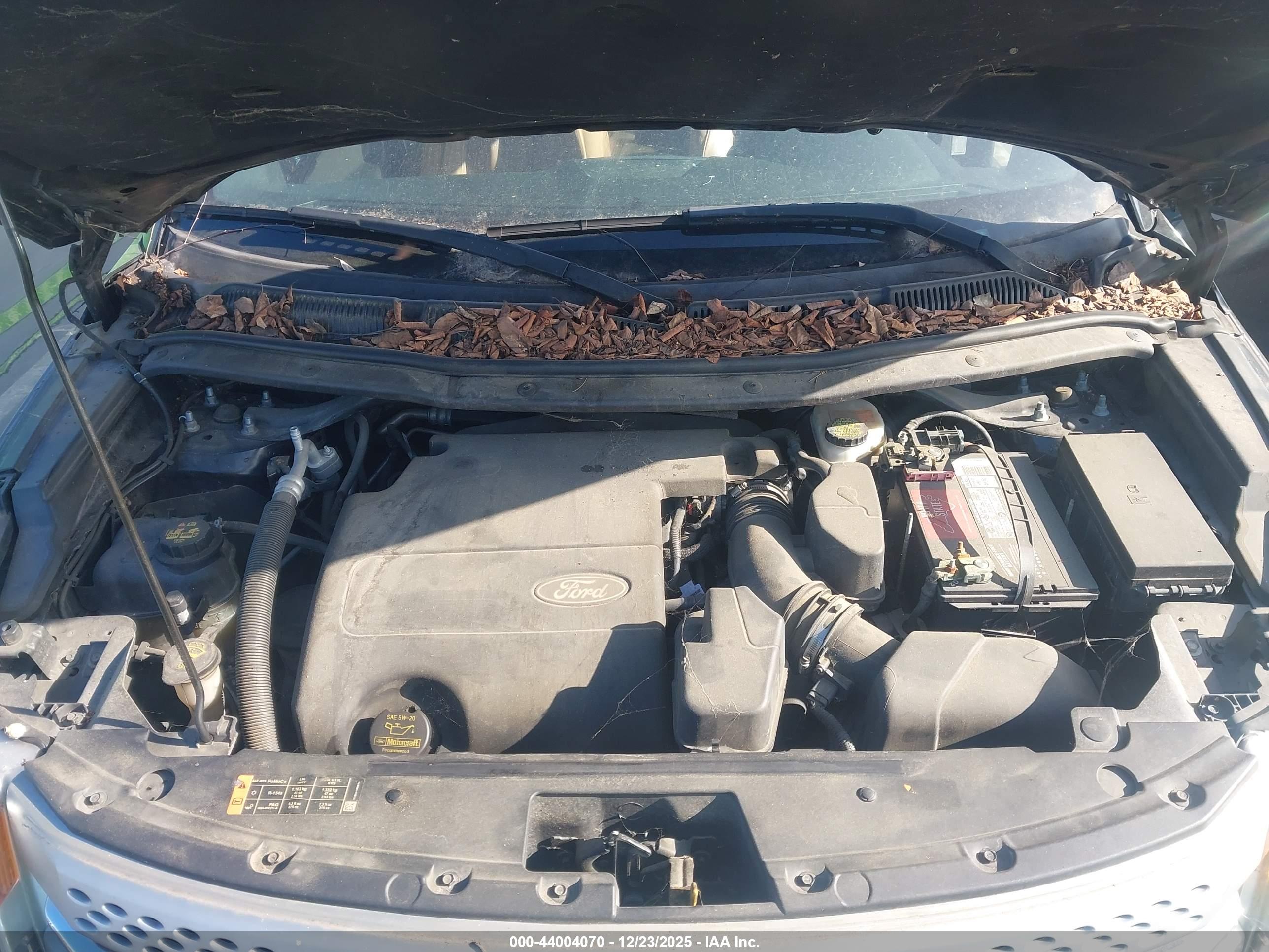 FORD EXPLORER image 10