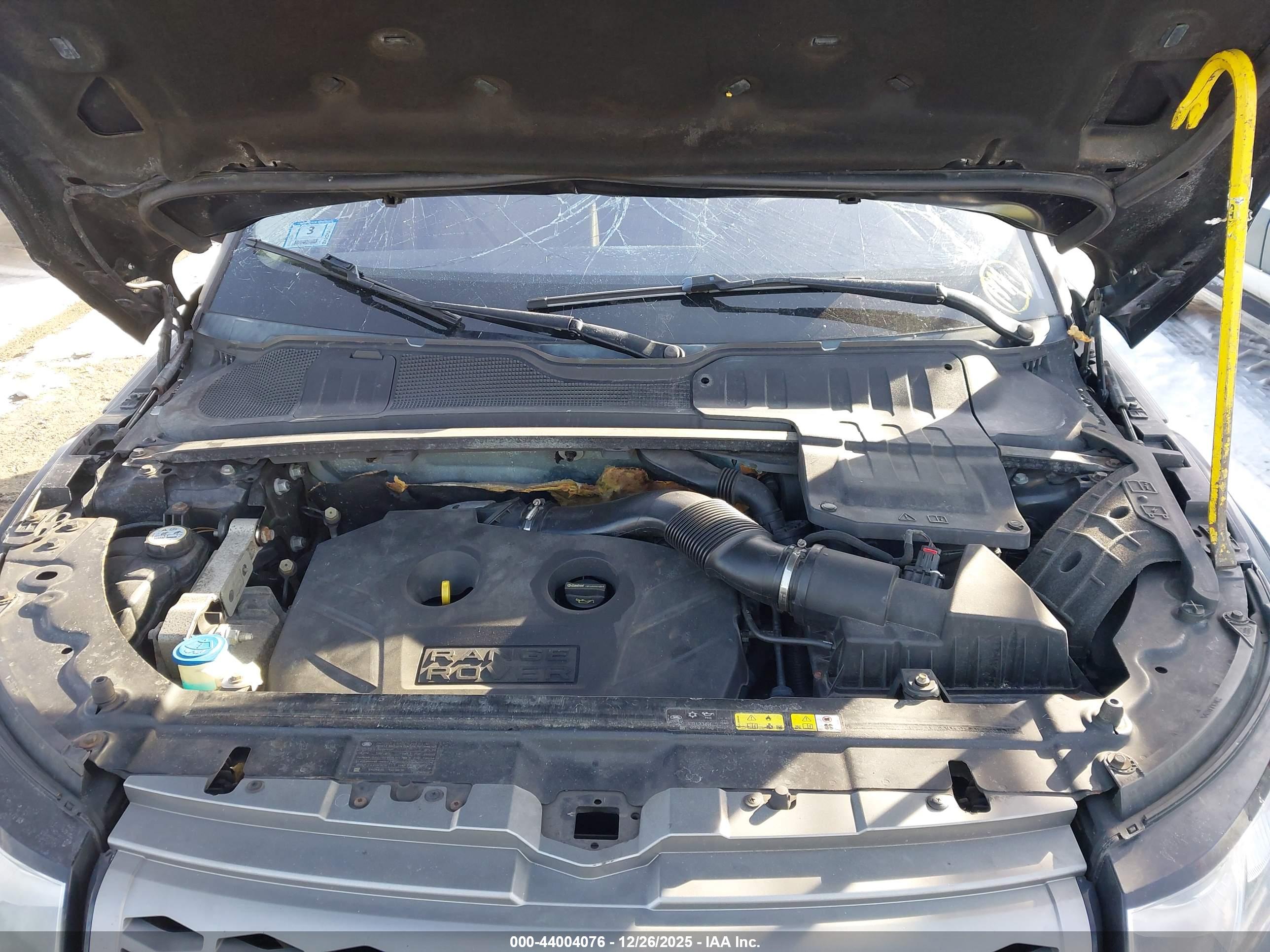 LAND ROVER image 10