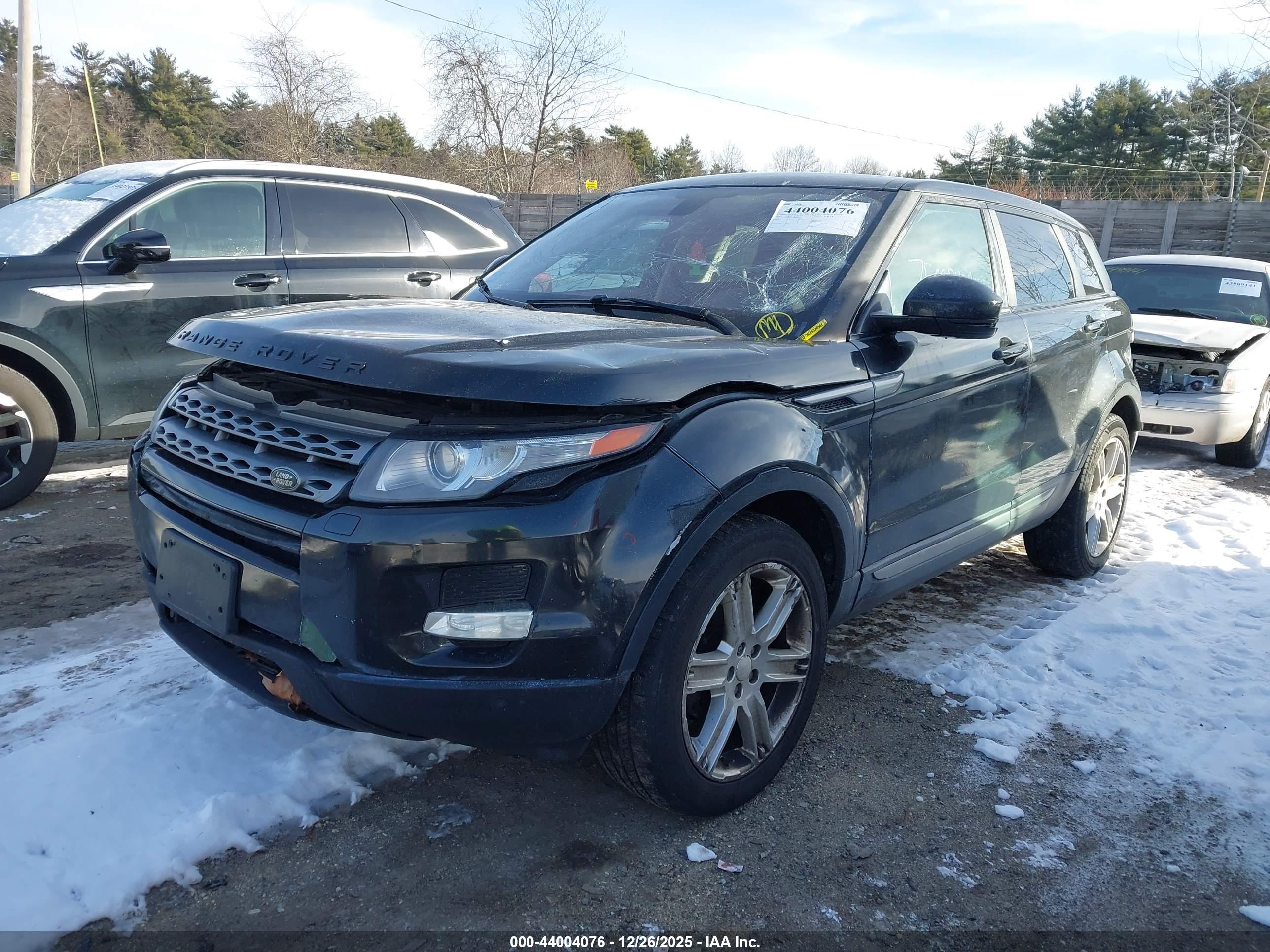 LAND ROVER image 2