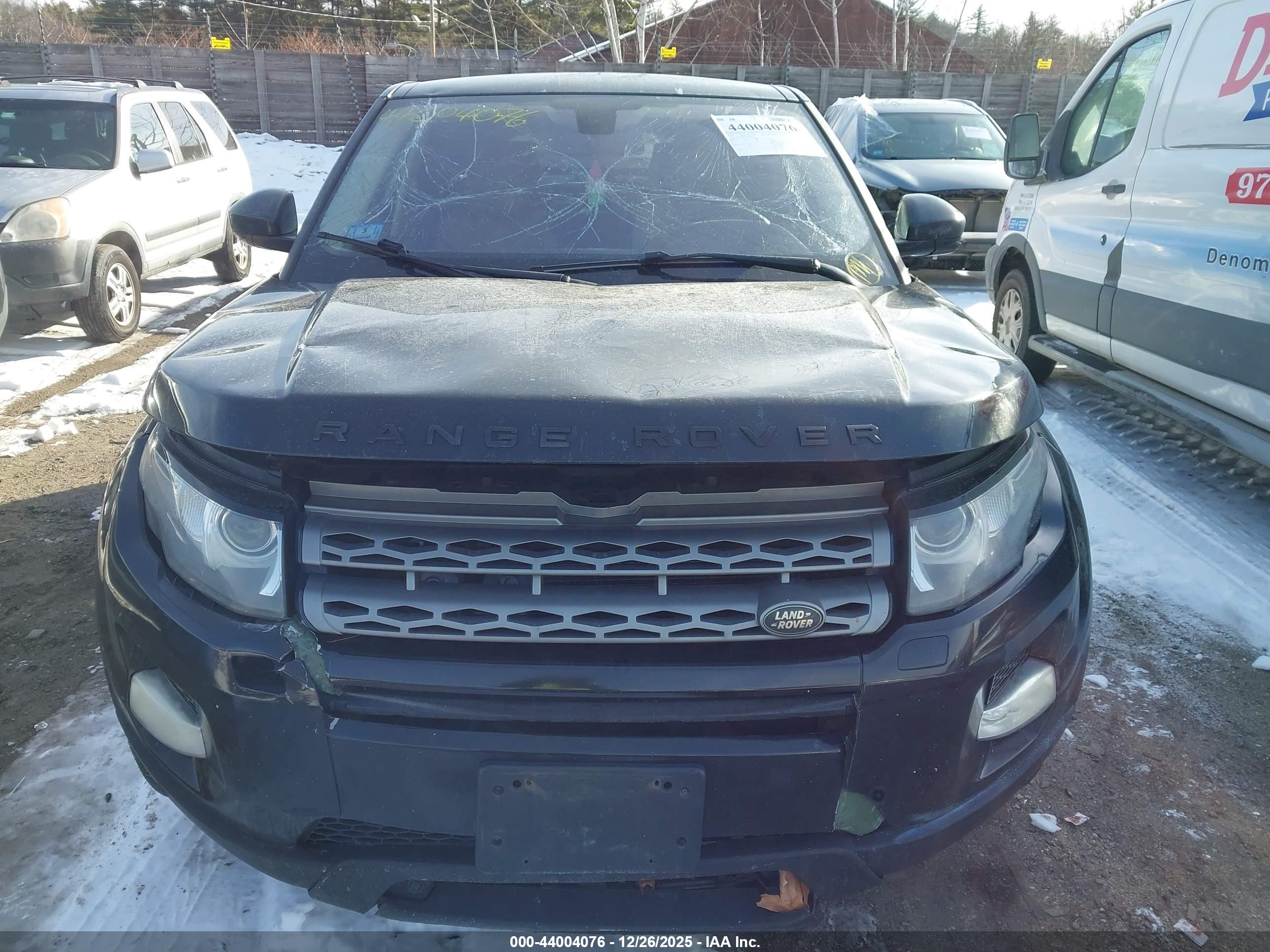 LAND ROVER image 6