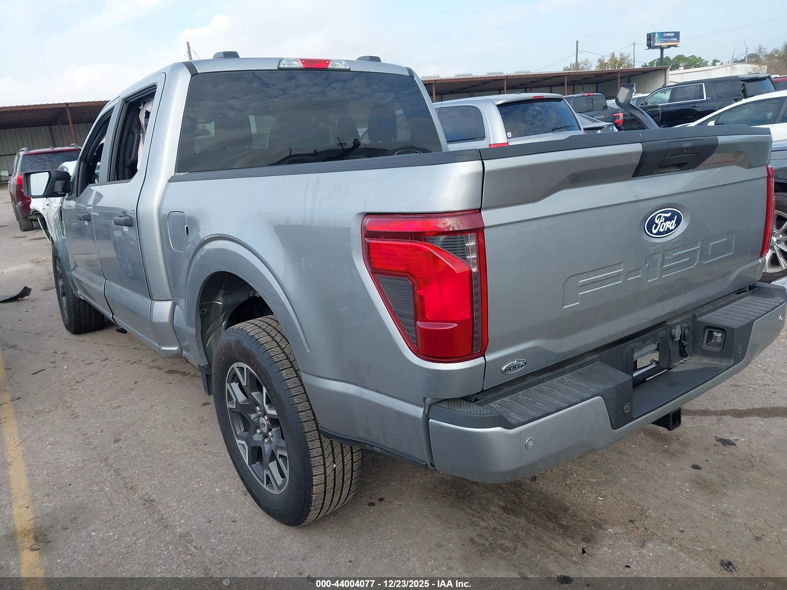 FORD F-150 image 3