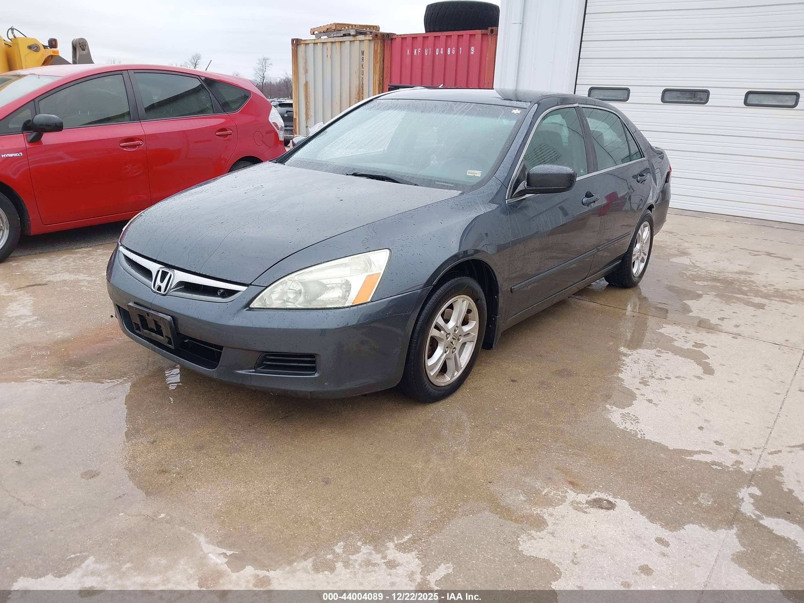 HONDA ACCORD image 2