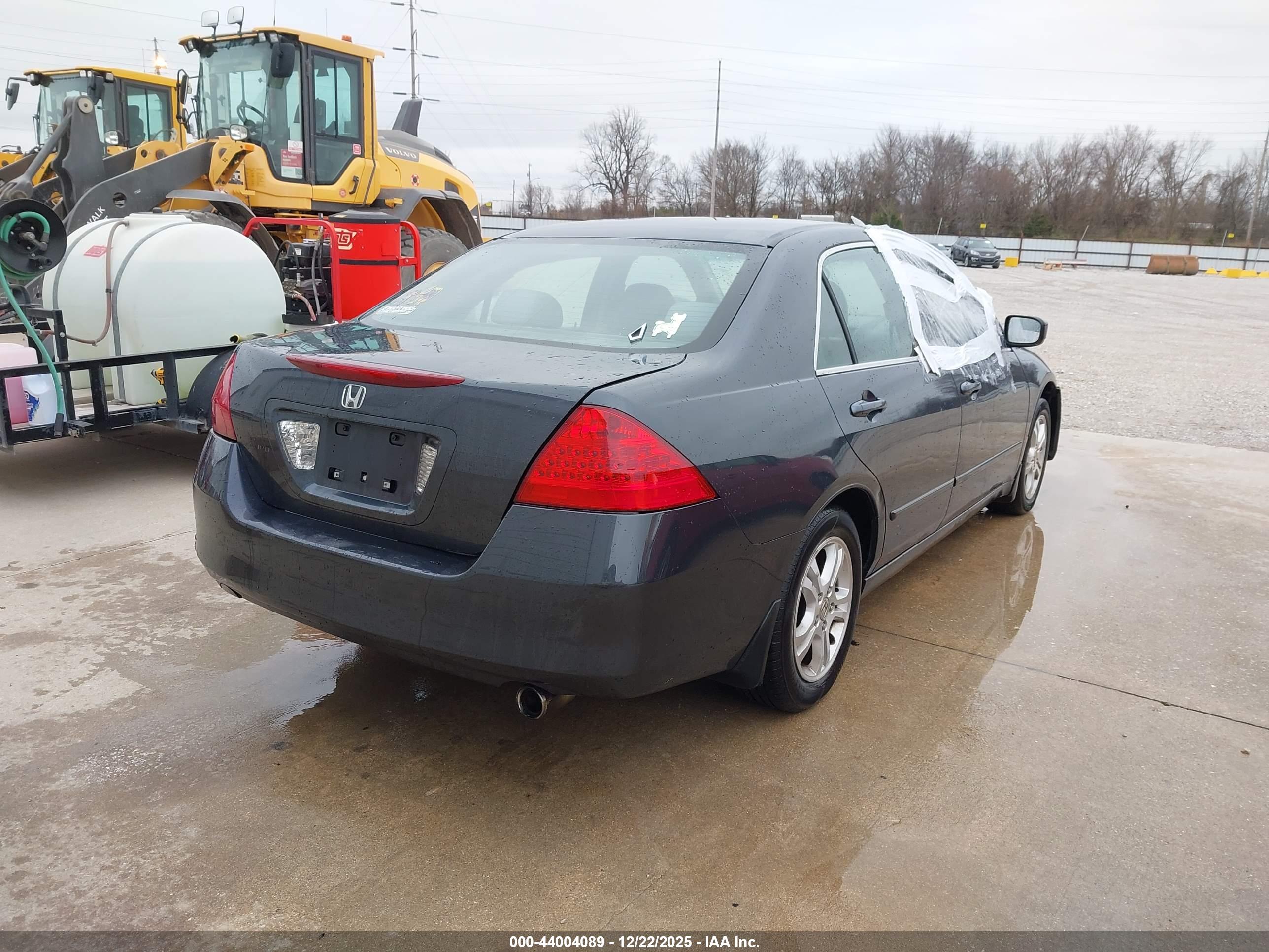 HONDA ACCORD image 4