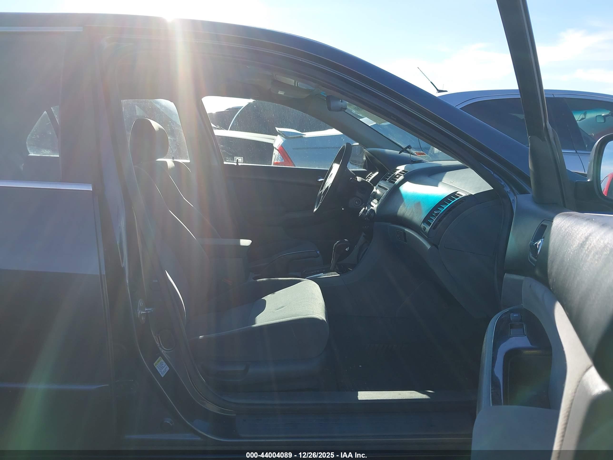 HONDA ACCORD image 5
