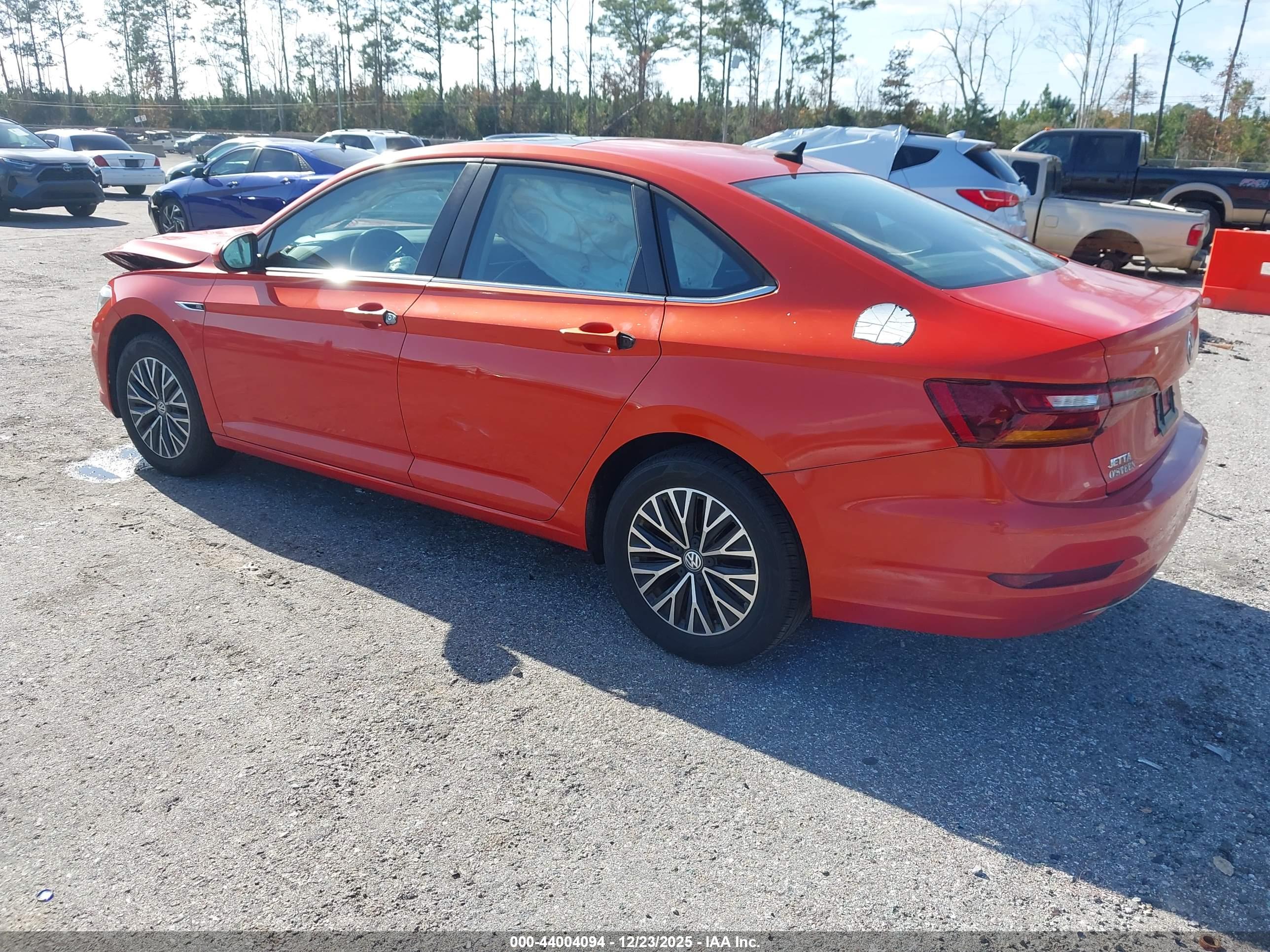 VOLKSWAGEN JETTA image 3