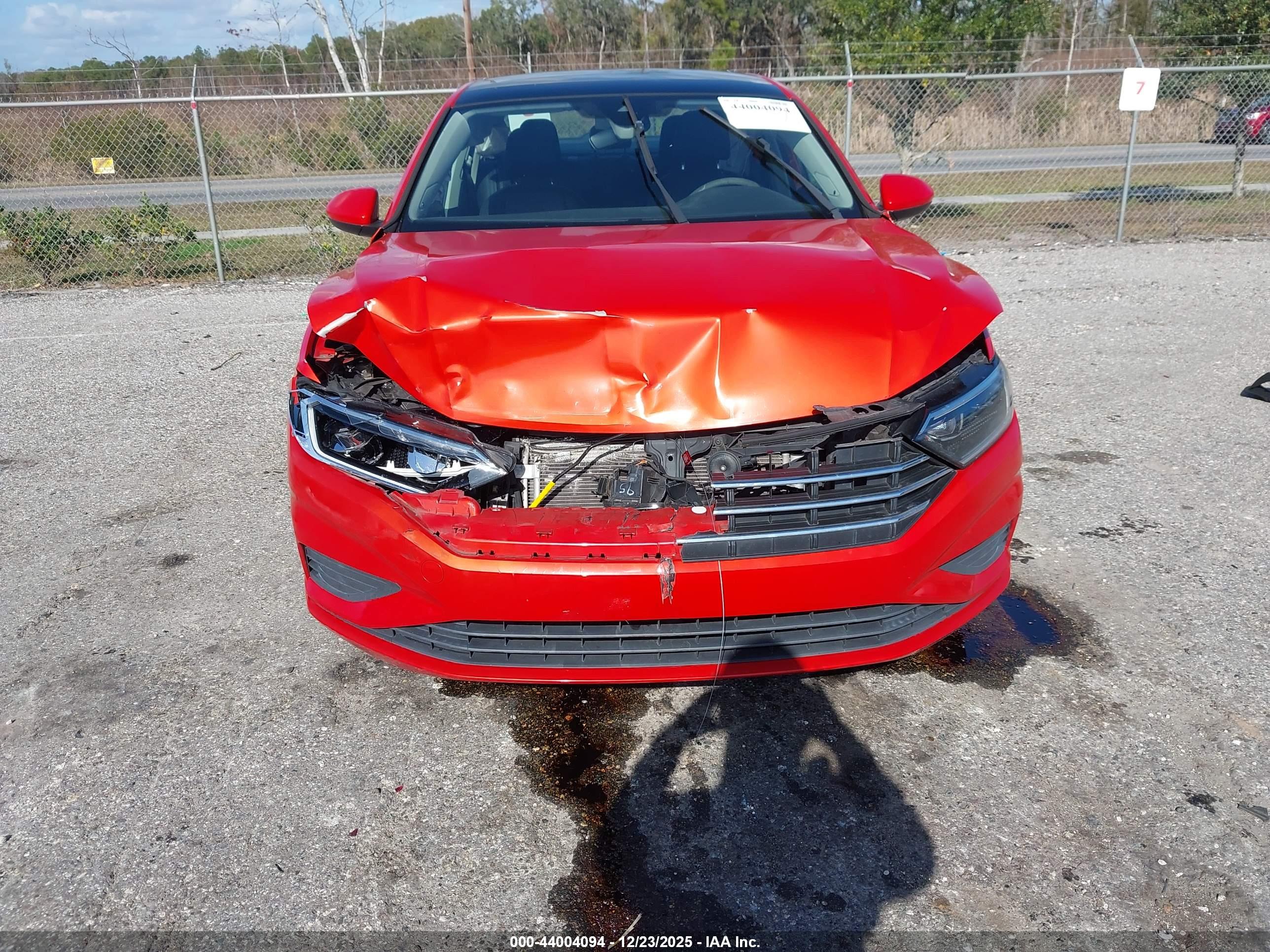 VOLKSWAGEN JETTA image 6