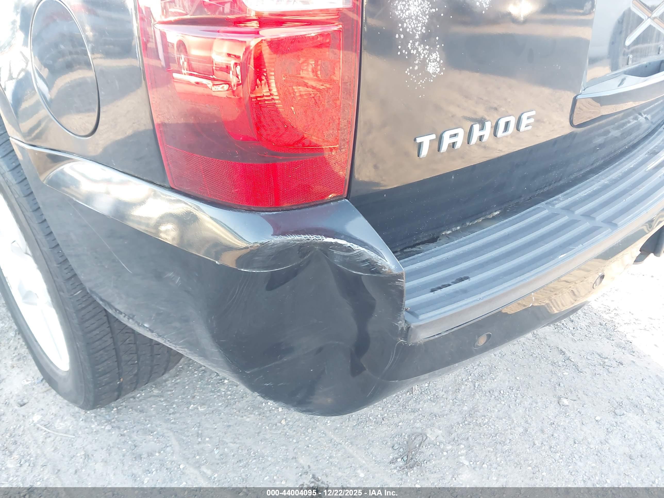 CHEVROLET TAHOE image 6