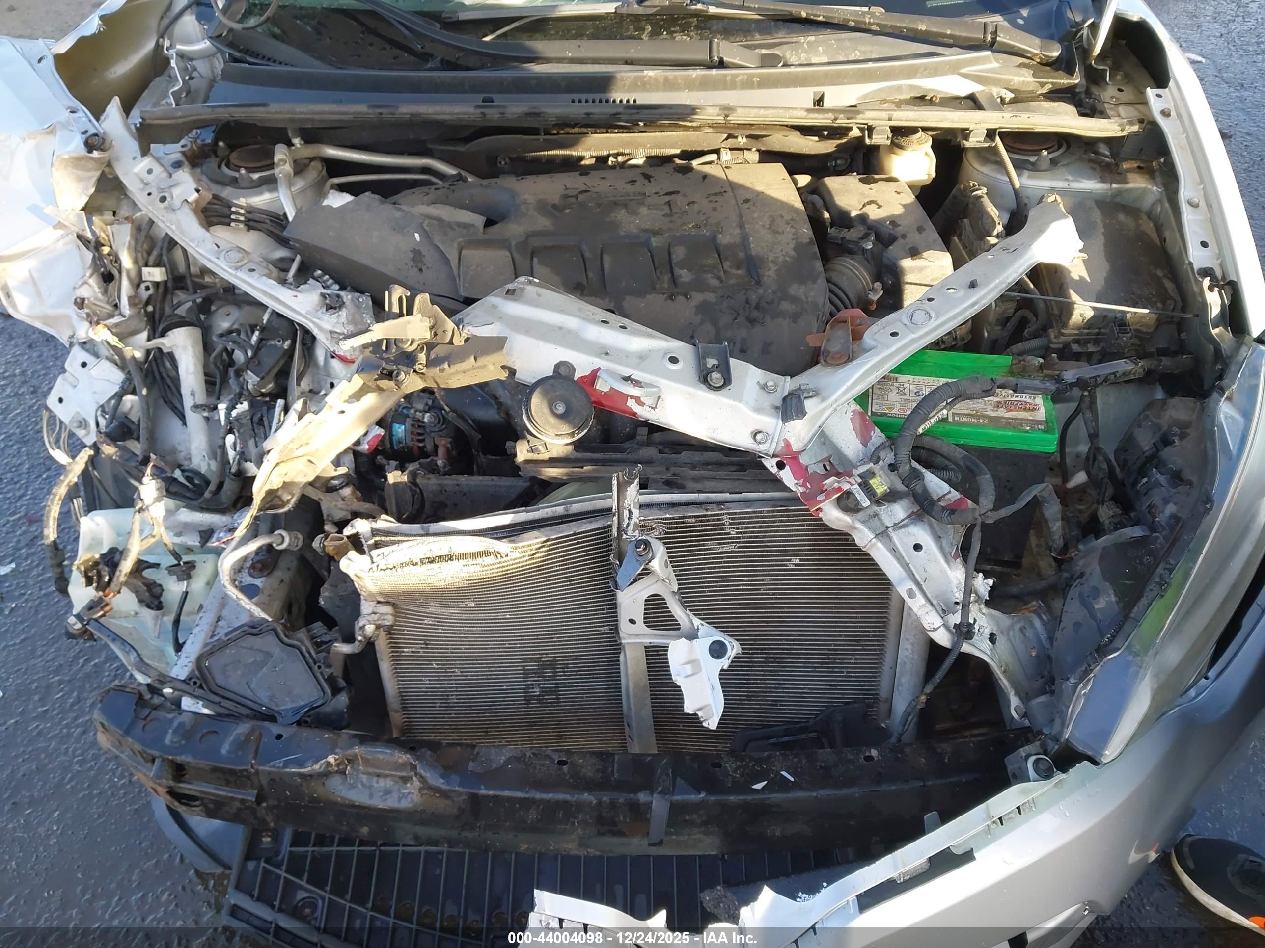 TOYOTA COROLLA image 10