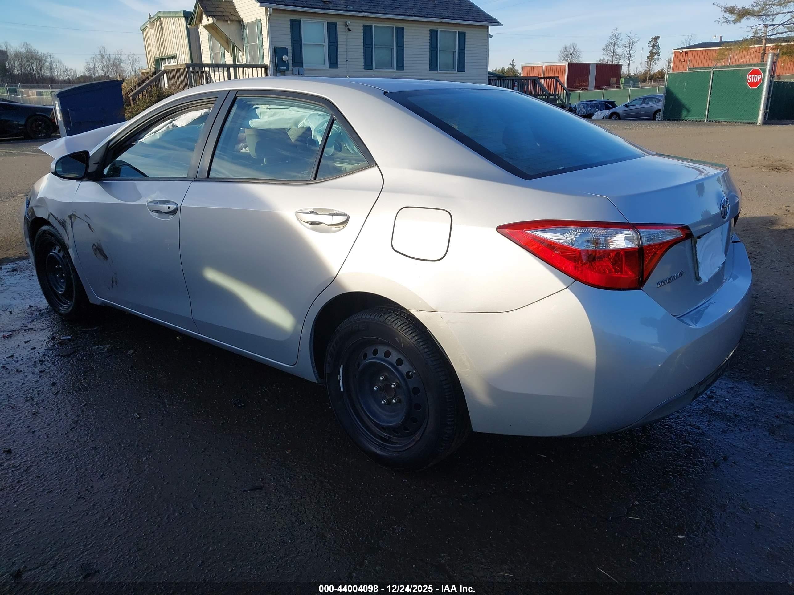 TOYOTA COROLLA image 3