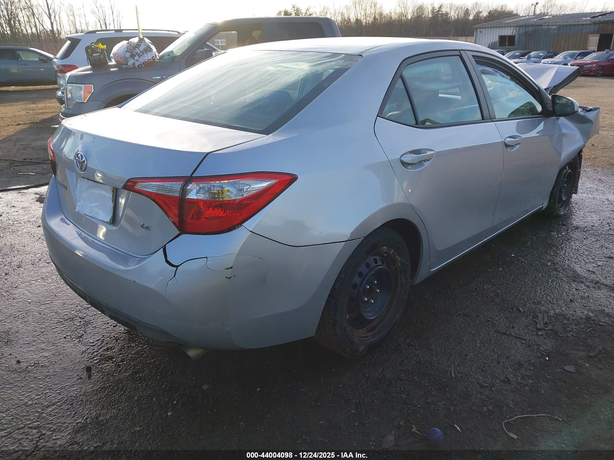 TOYOTA COROLLA image 4
