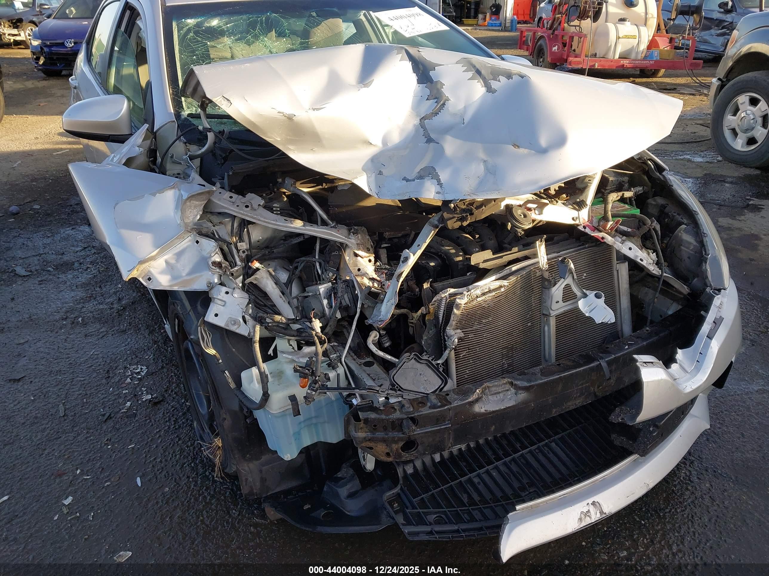TOYOTA COROLLA image 6