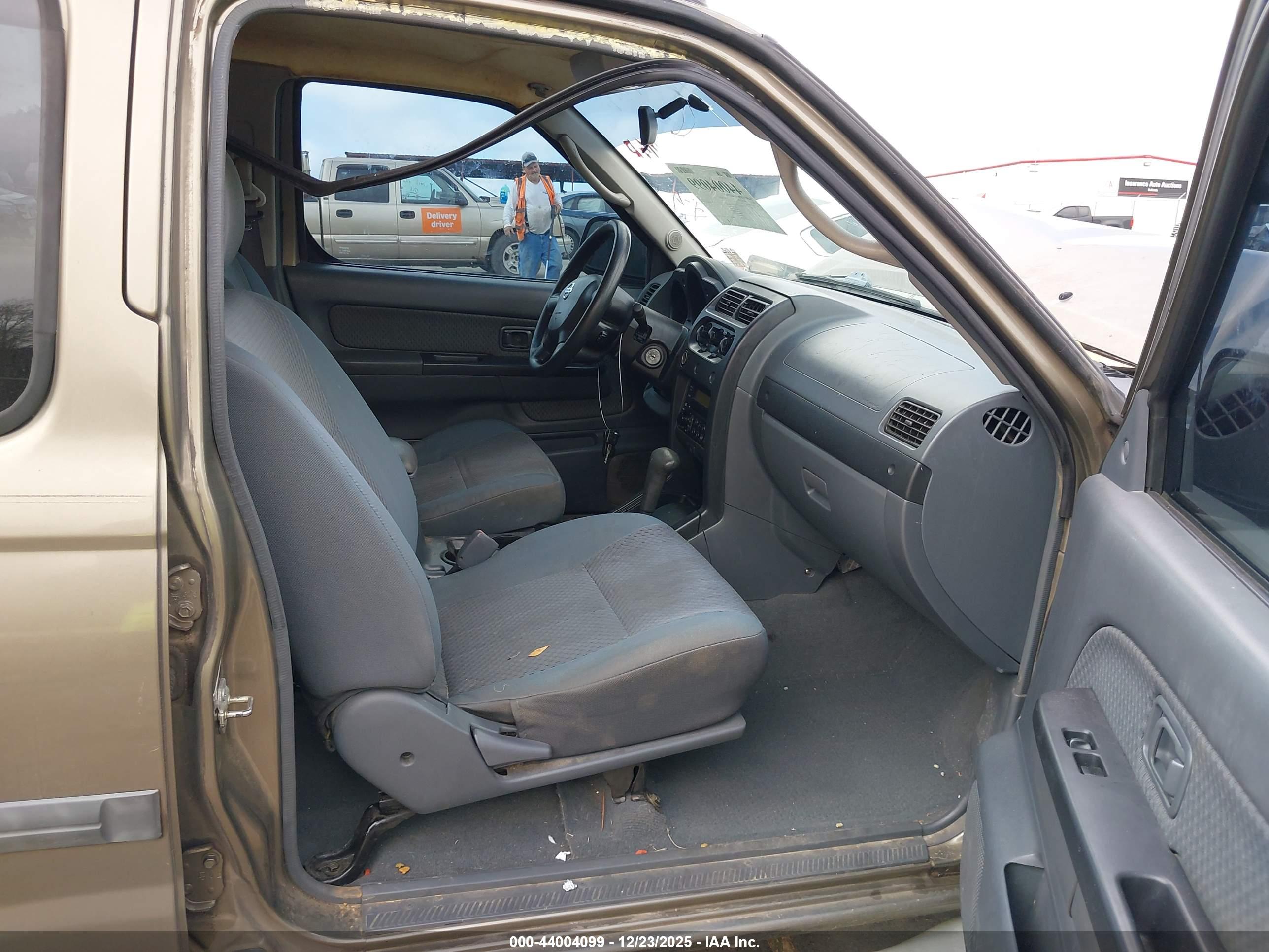 NISSAN XTERRA image 5