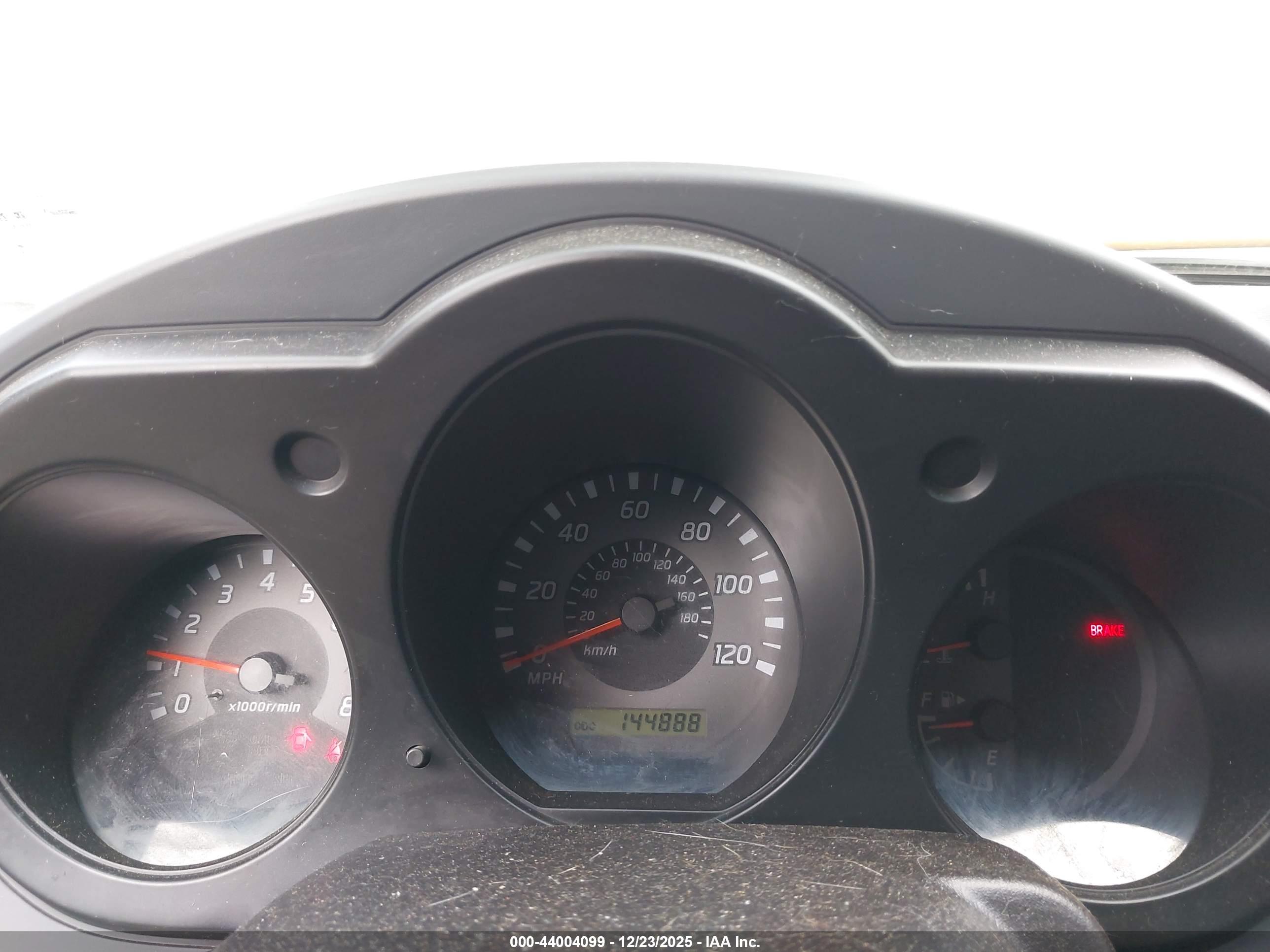 NISSAN XTERRA image 7