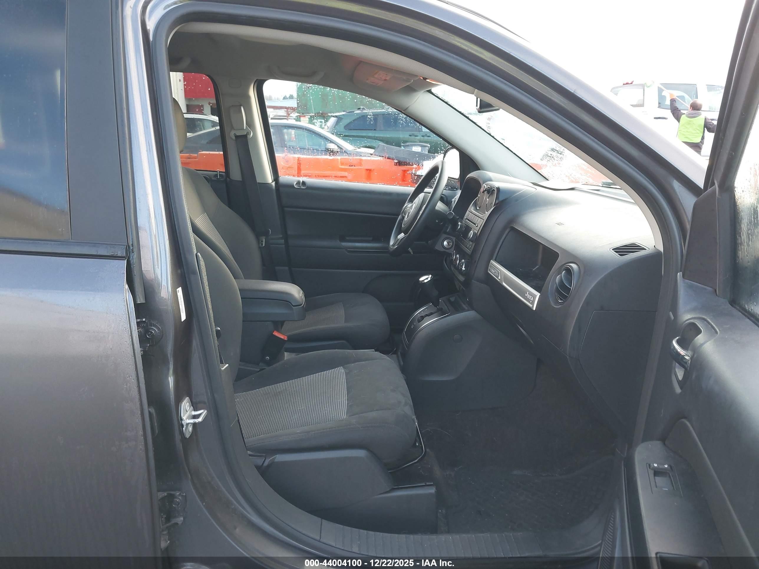 JEEP COMPASS image 5