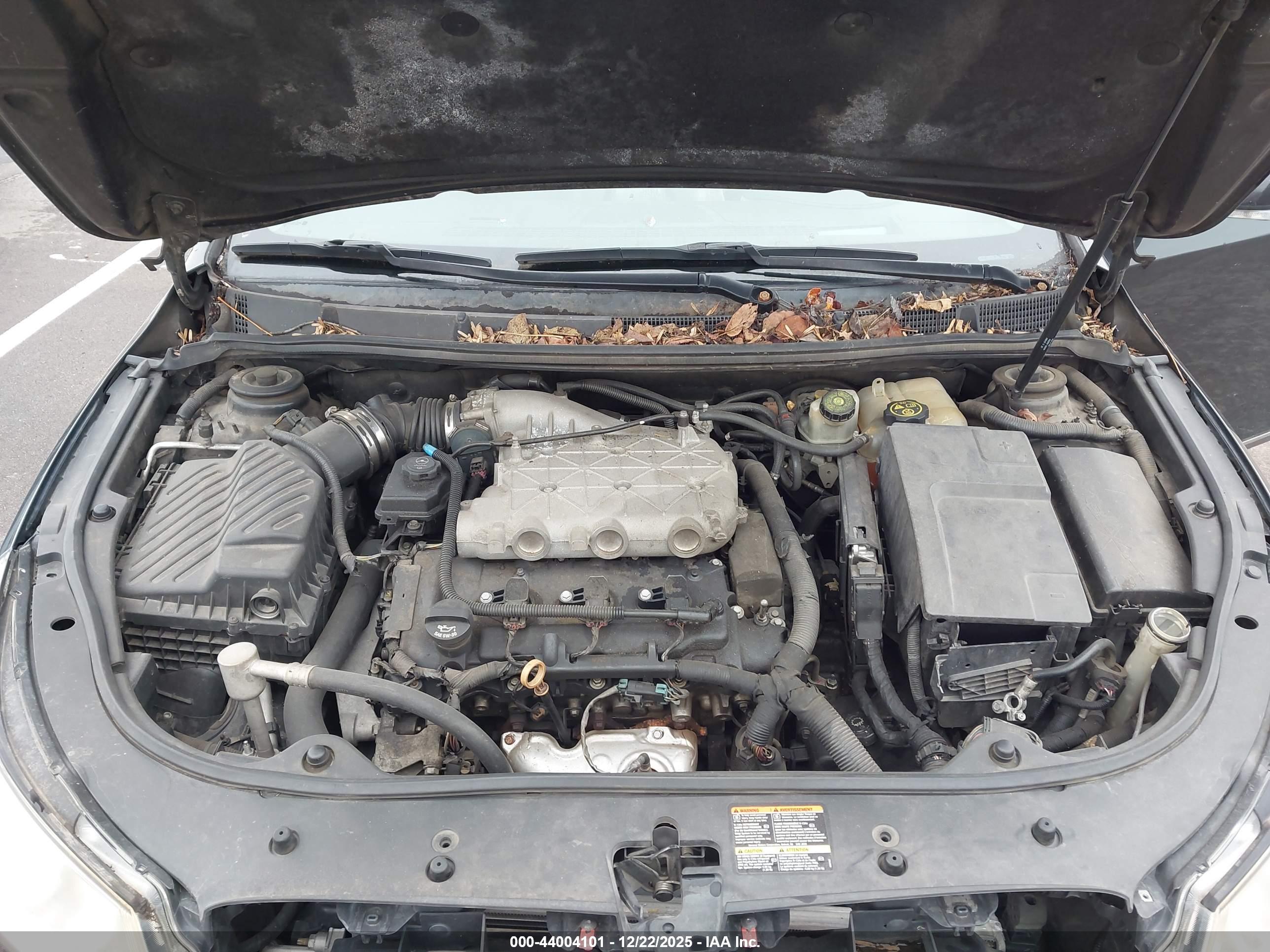 BUICK LACROSSE image 10