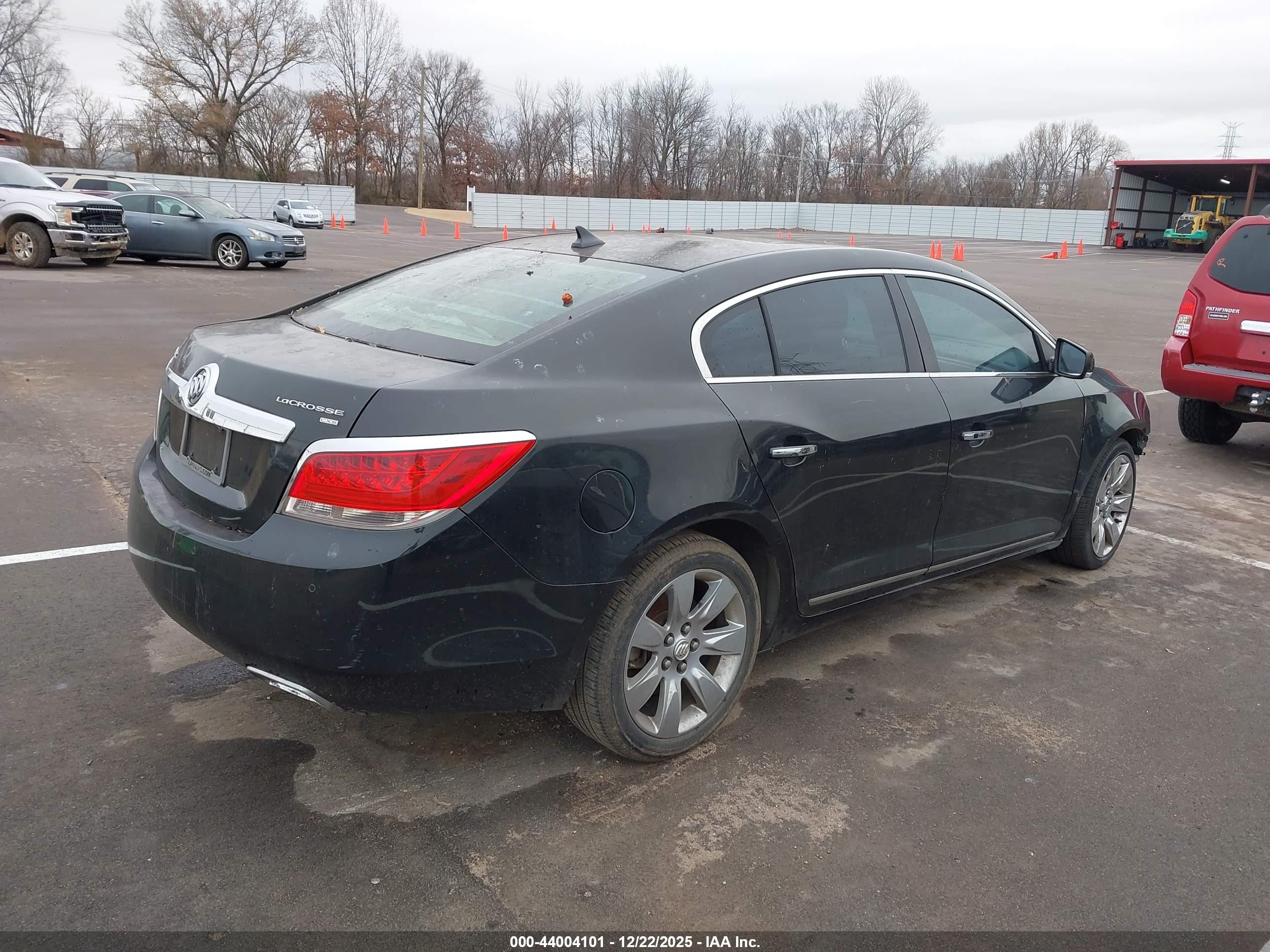 BUICK LACROSSE image 4