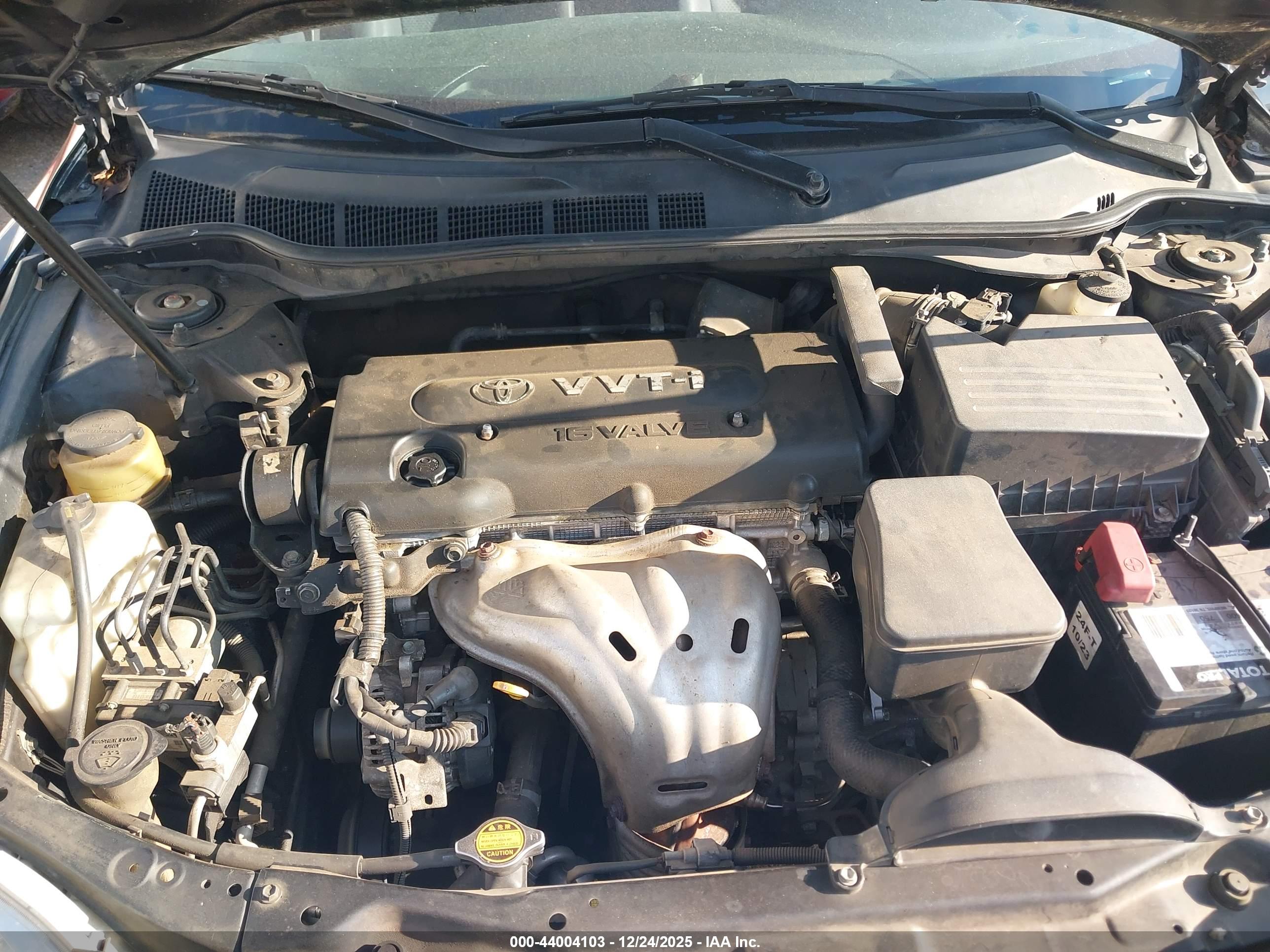 TOYOTA CAMRY image 10
