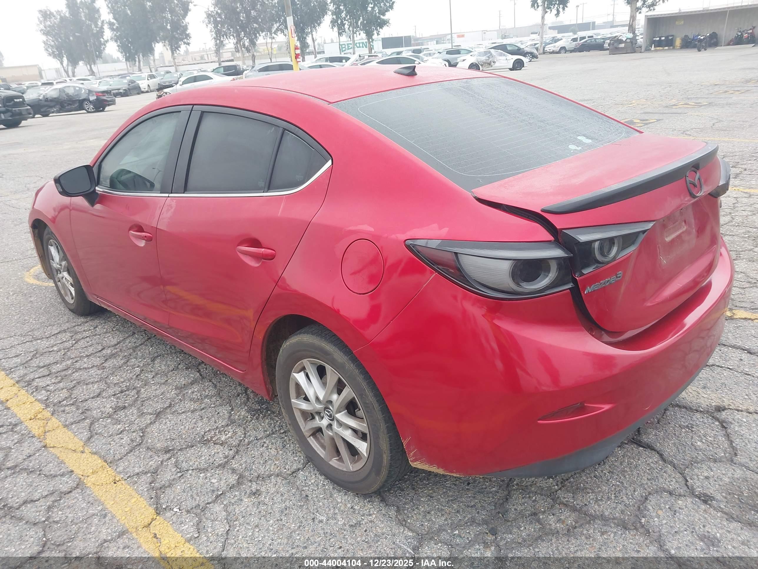 MAZDA MAZDA3 image 3