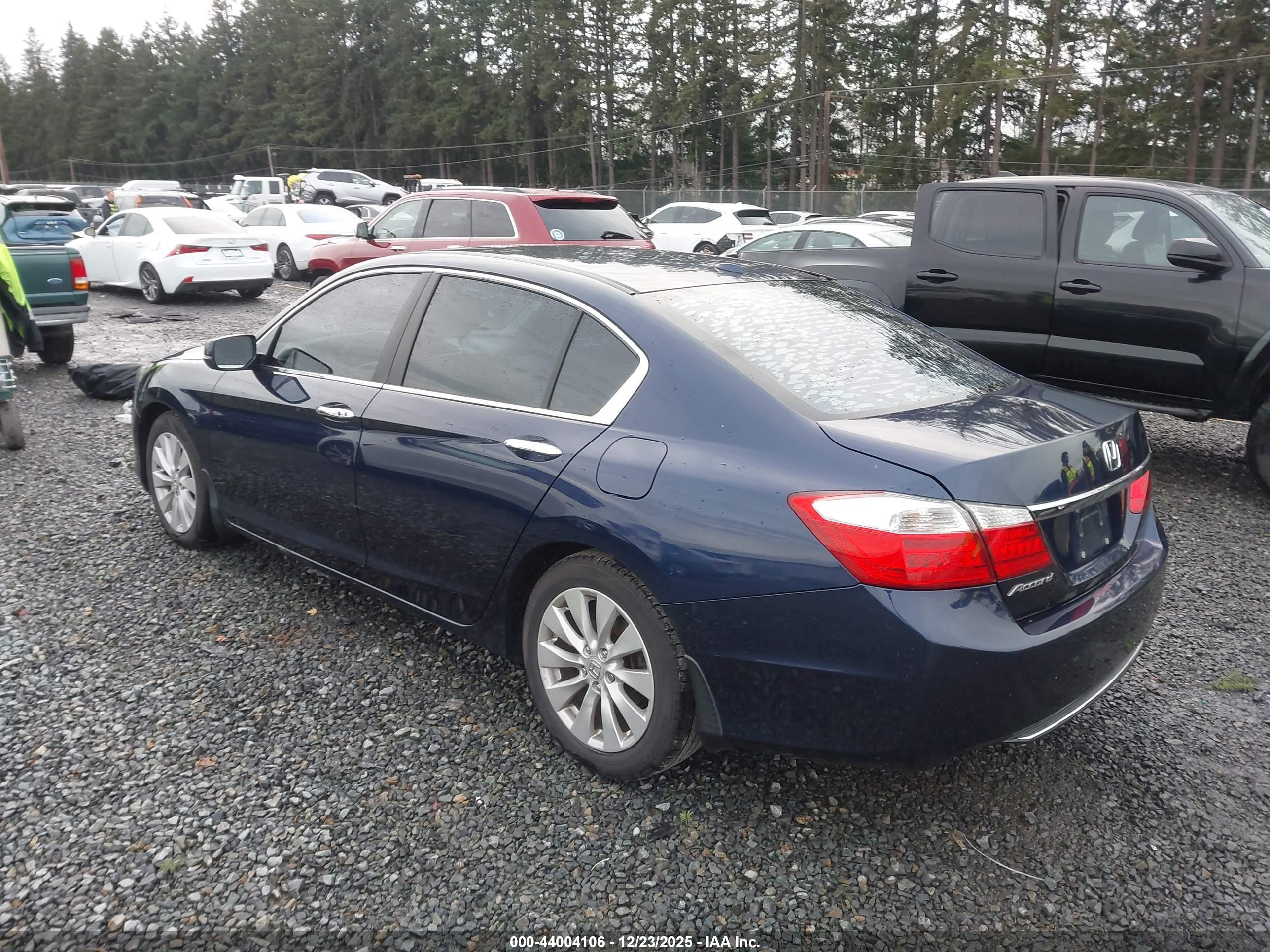 HONDA ACCORD image 3