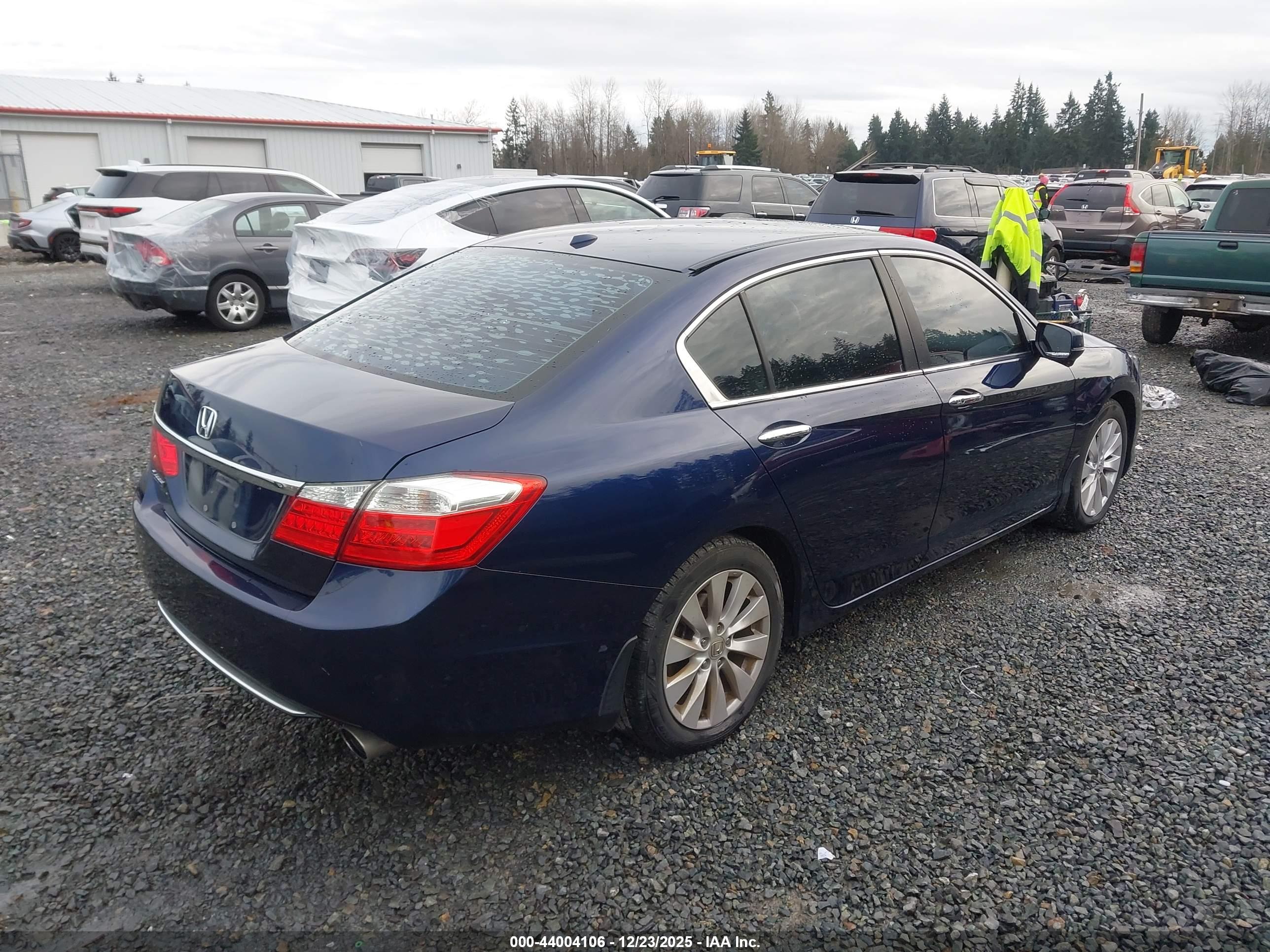 HONDA ACCORD image 4