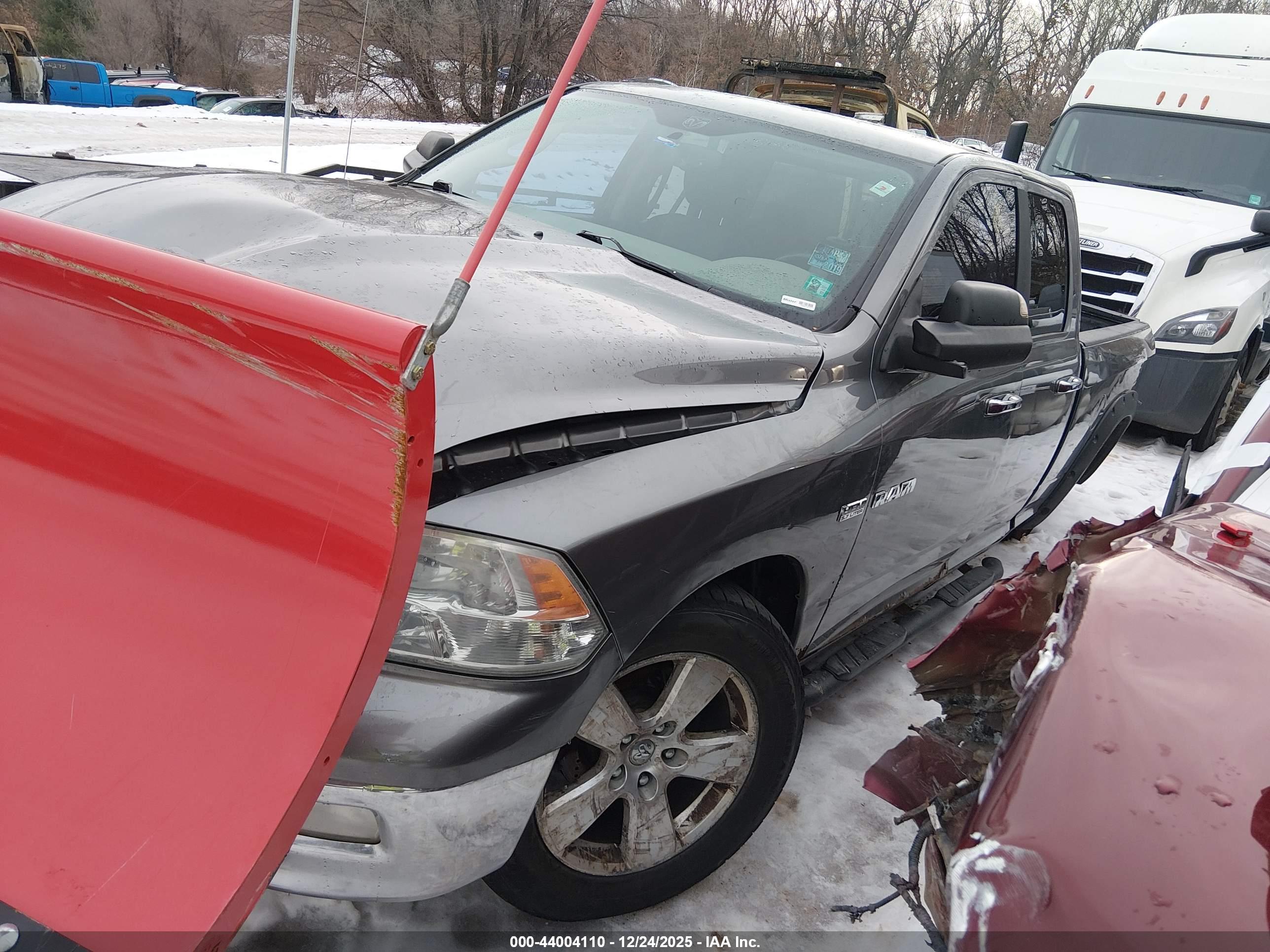 DODGE RAM image 2